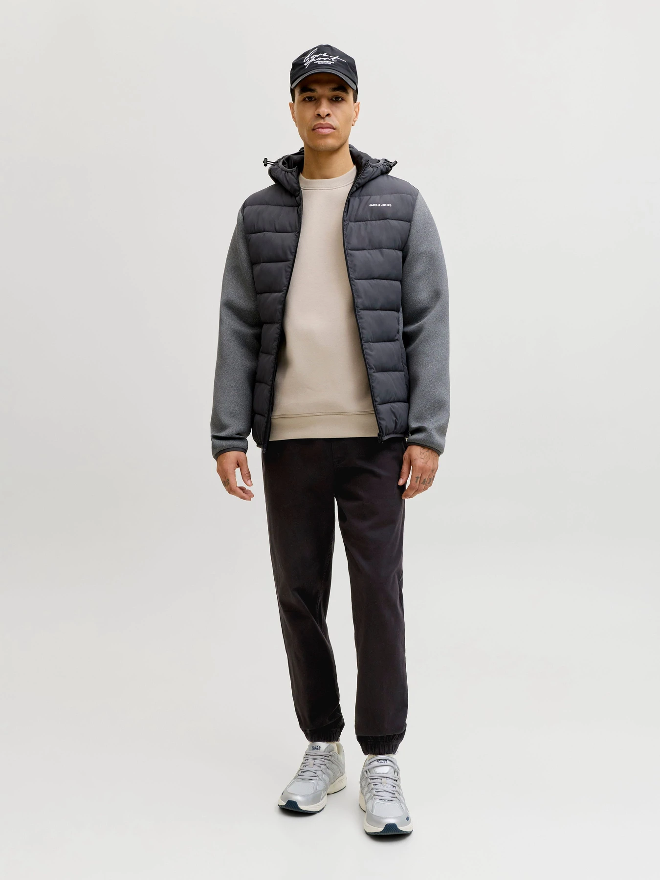 Брюки JACK & JONES GORDON DYLAN JOGGER модель 12288471_Black Фото