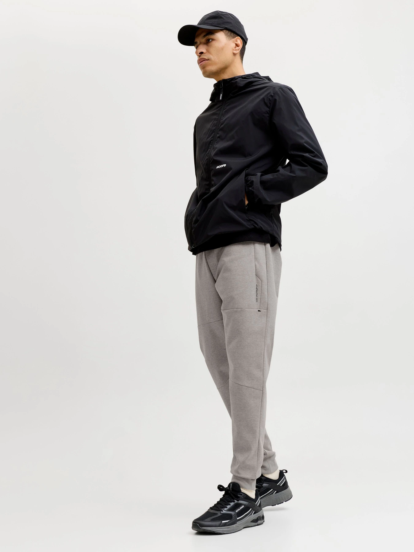 Брюки JACK & JONES GORDON BASE SWEAT PANTS модель 12288623_Light Grey Melange Брюки JACK & JONES GORDON BASE SWEAT PANTS модель 12288623_Light Grey Melange Фото