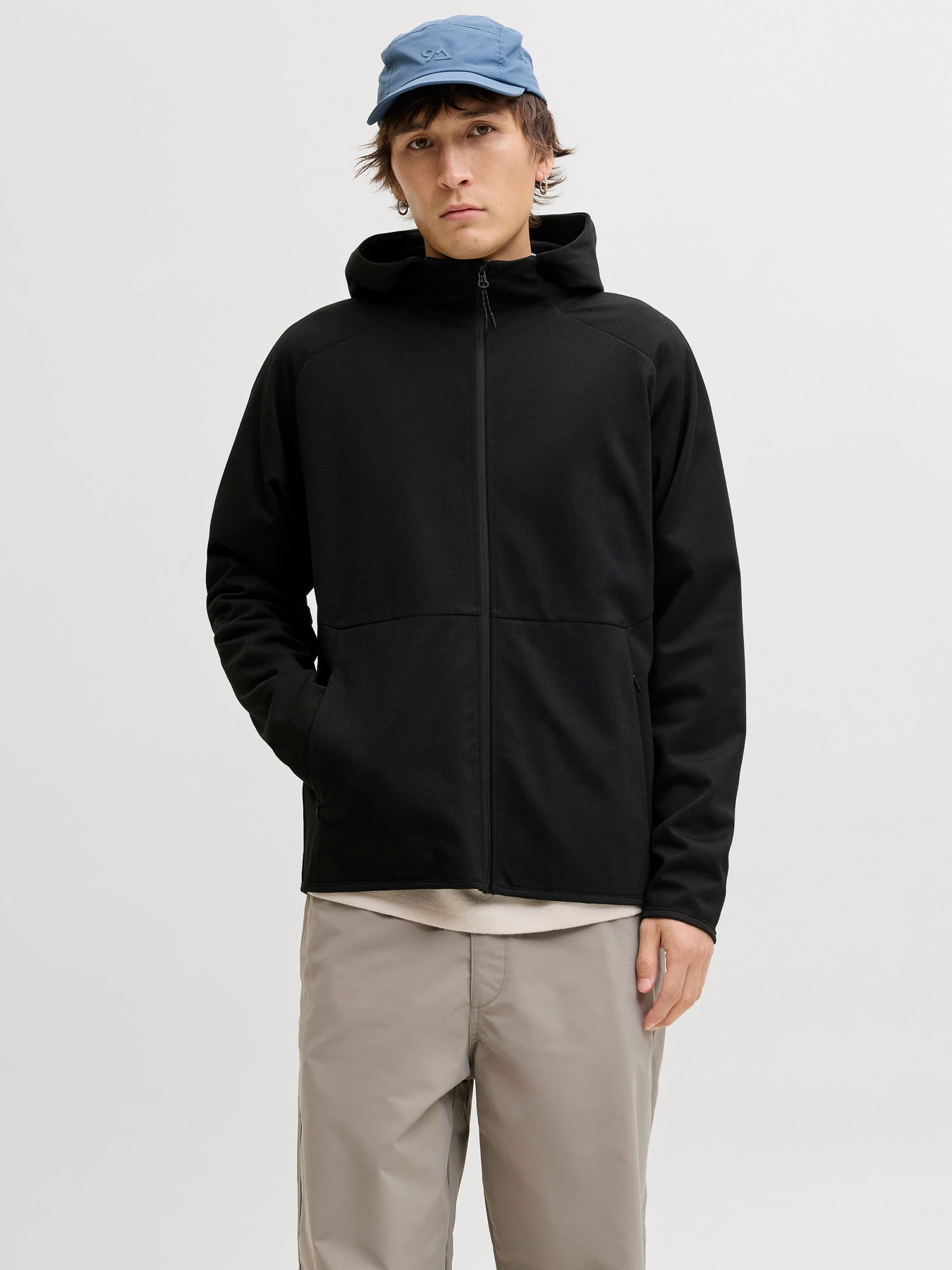 Худи и свитшоты JACK & JONES BASE SWEAT ZIP HOOD модель 12289209_Black Худи и свитшоты JACK & JONES BASE SWEAT ZIP HOOD модель 12289209_Black Фото
