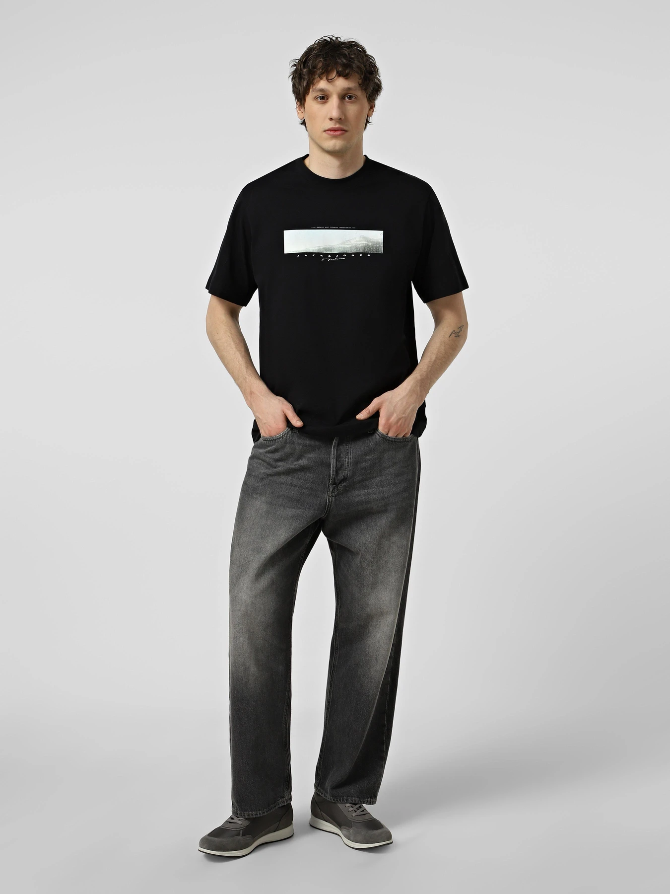 Футболки и поло JACK & JONES FUSION PHOTO PRINT TEE модель 12289870_Black Фото