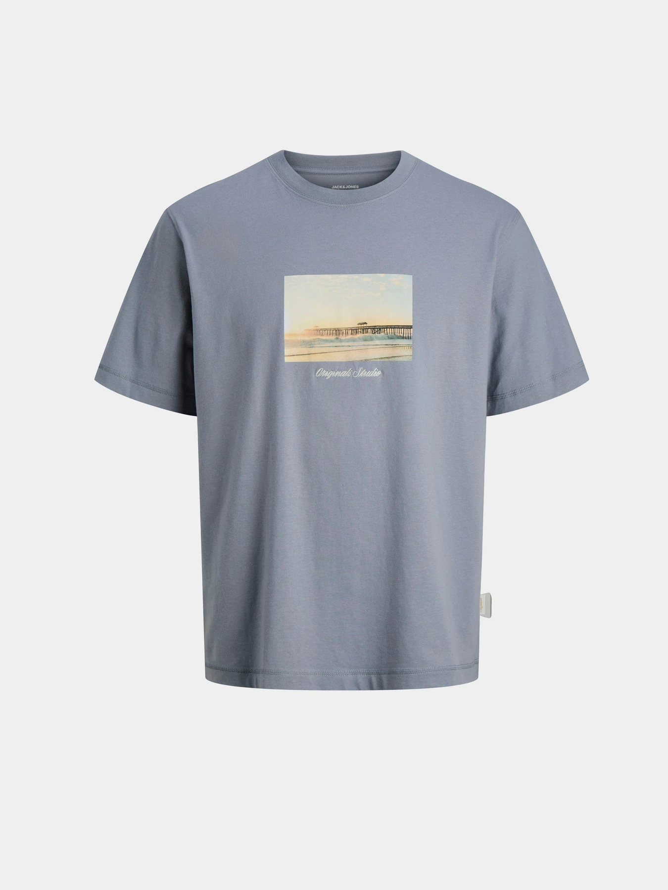Футболки и поло JACK & JONES NORREBRO PHOTO TEE модель 12291022_Tradewinds Футболки и поло JACK & JONES NORREBRO PHOTO TEE модель 12291022_Tradewinds Фото