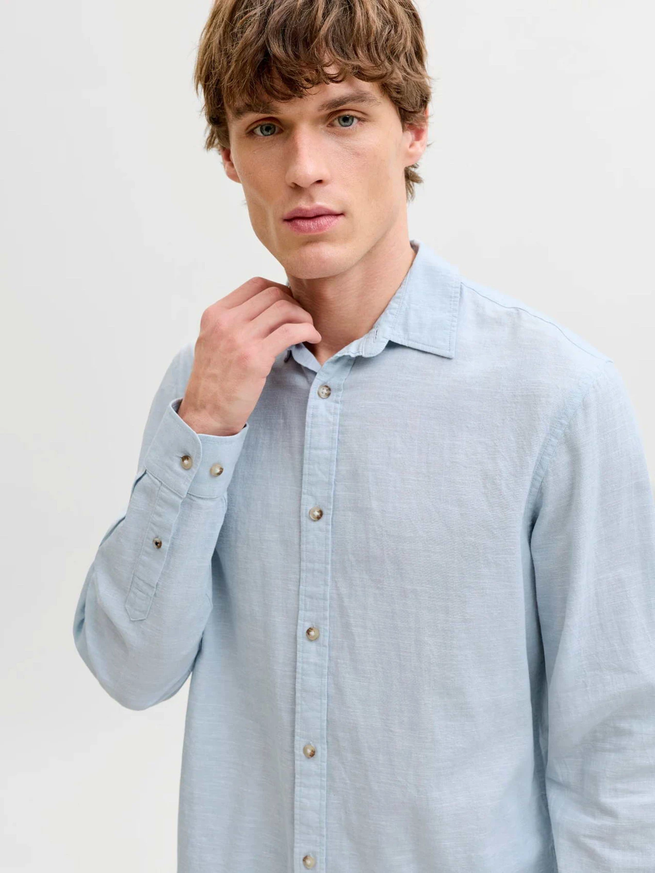 Рубашки JACK & JONES SUMMER LINEN BLEND SHIRT модель 12289174_Celestial Blue Фото