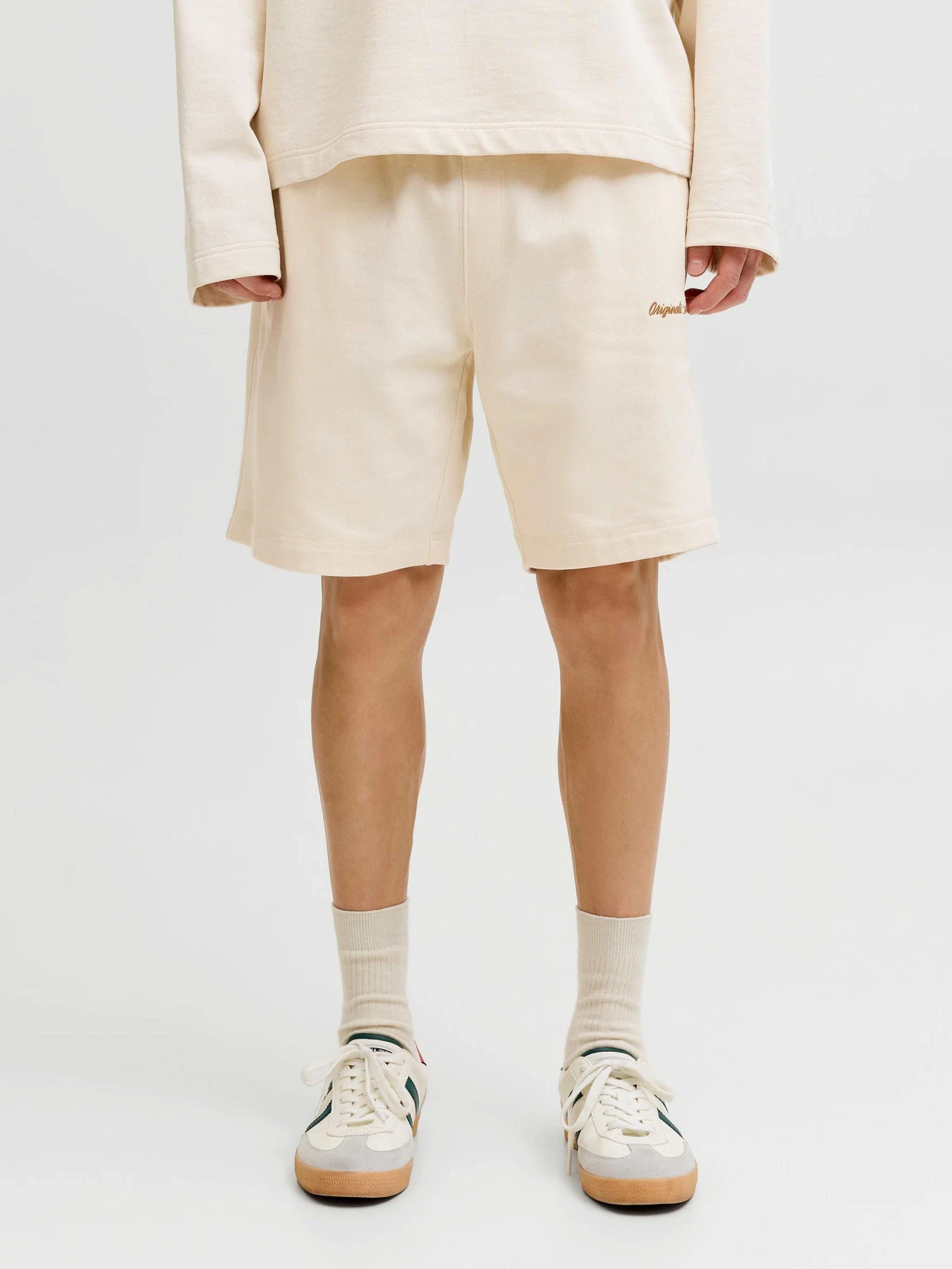 Шорты JACK & JONES KARL NORREBRO SWEAT SHORTS модель 12292565_Antique White Шорты JACK & JONES KARL NORREBRO SWEAT SHORTS модель 12292565_Antique White Фото