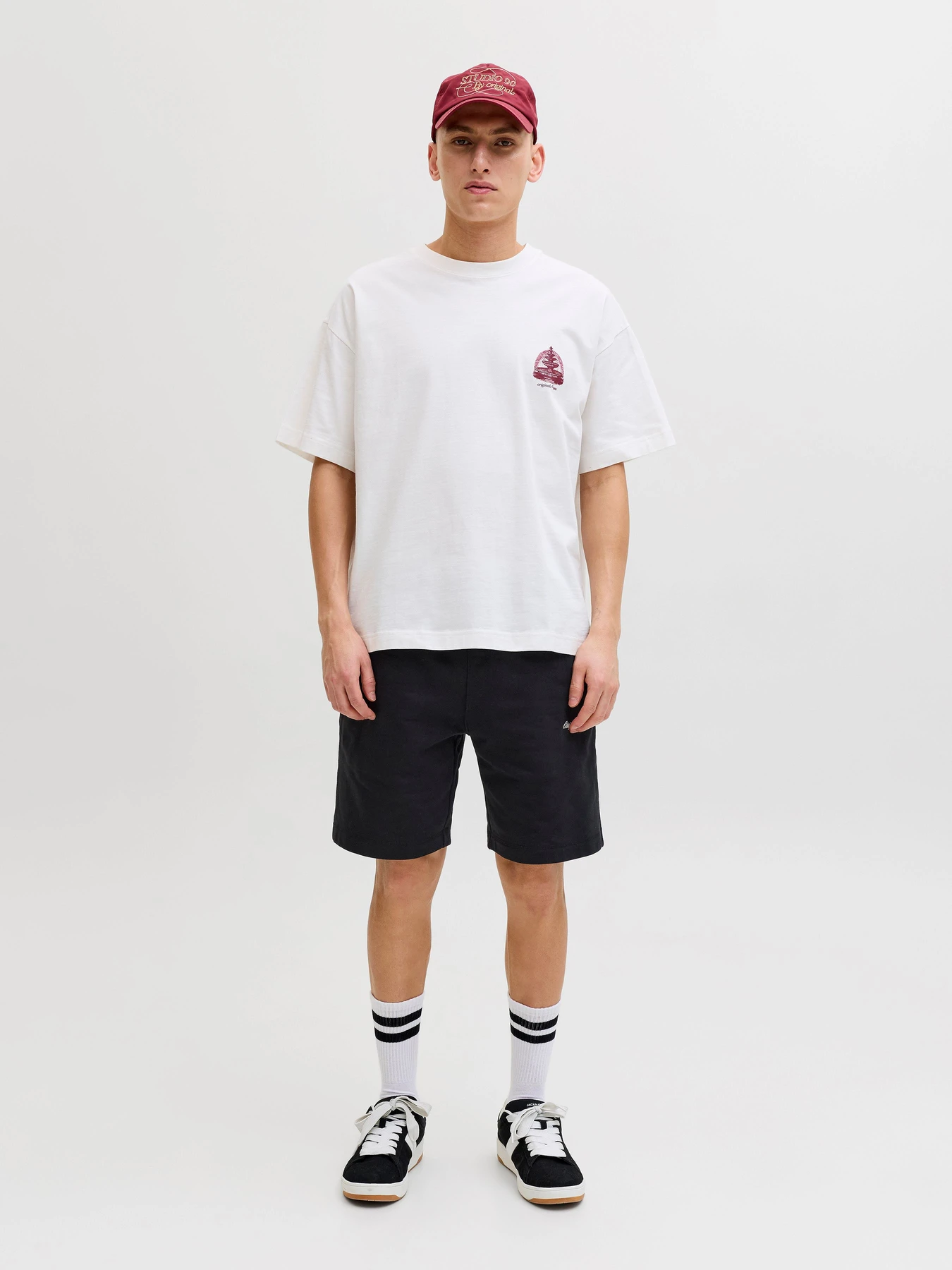 Шорты JACK & JONES KARL NORREBRO SWEAT SHORTS модель 12292565_Black Шорты JACK & JONES KARL NORREBRO SWEAT SHORTS модель 12292565_Black Фото