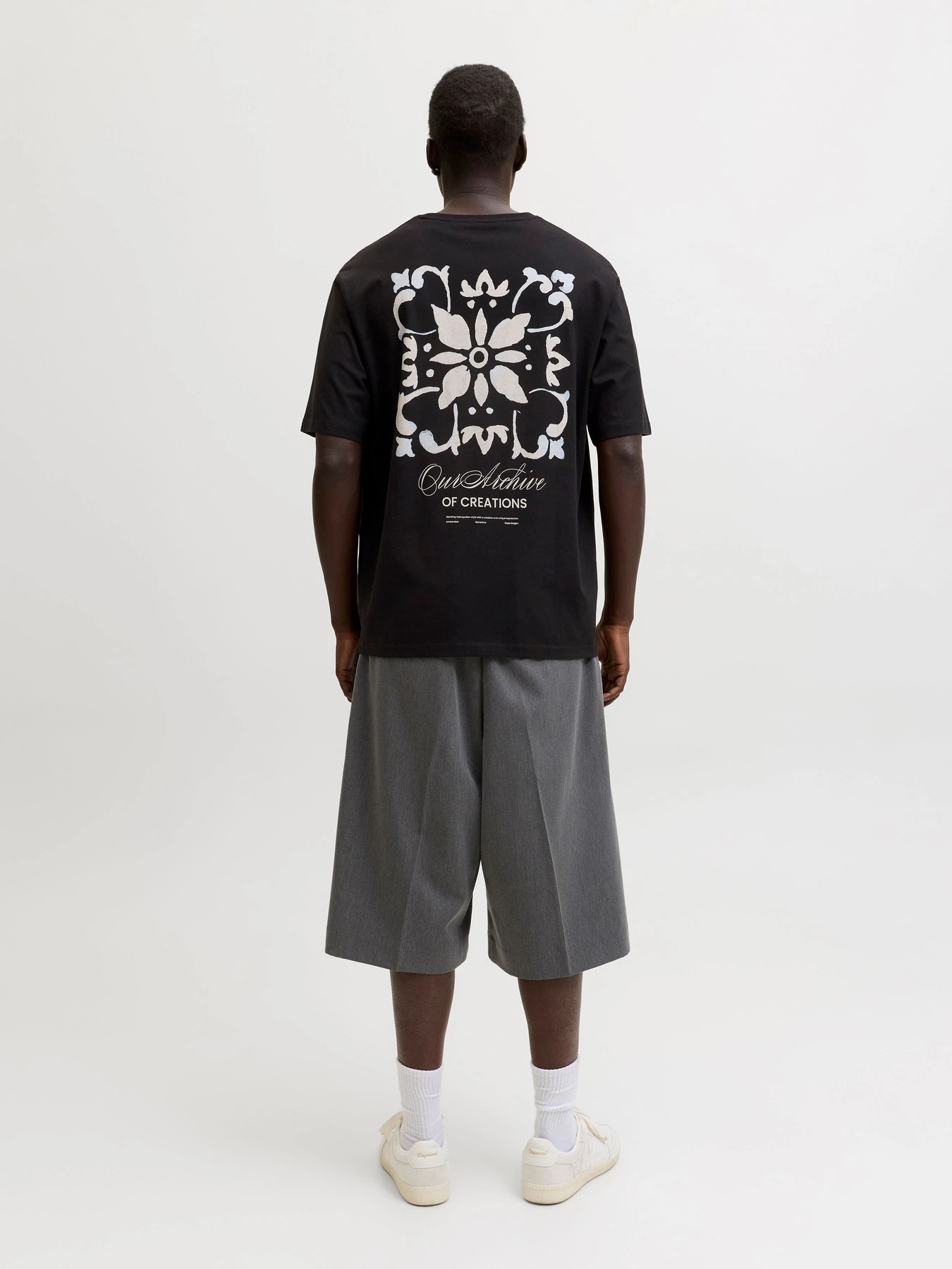 Футболки и поло JACK & JONES ART PRINT TEE модель 12288095_Black Фото