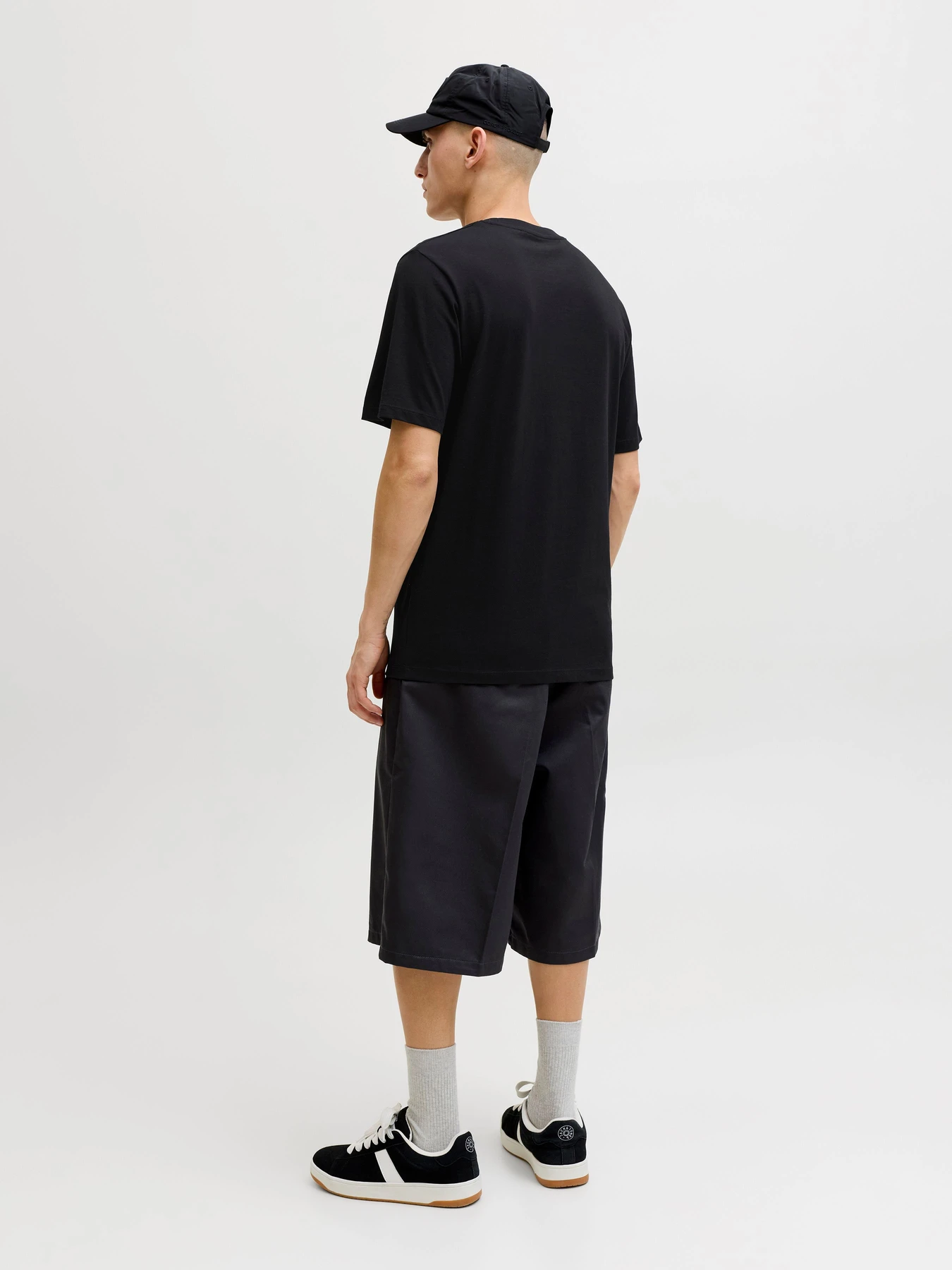 Футболки і поло JACK & JONES INDIANA TEE модель 12288112_Black Фото