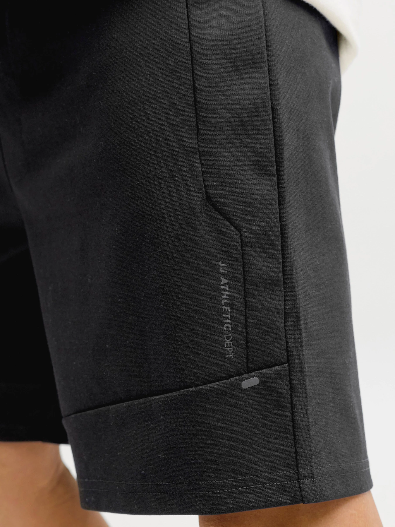 Шорты JACK & JONES GORDON BASE SWEAT SHORTS модель 12288632_Black Фото