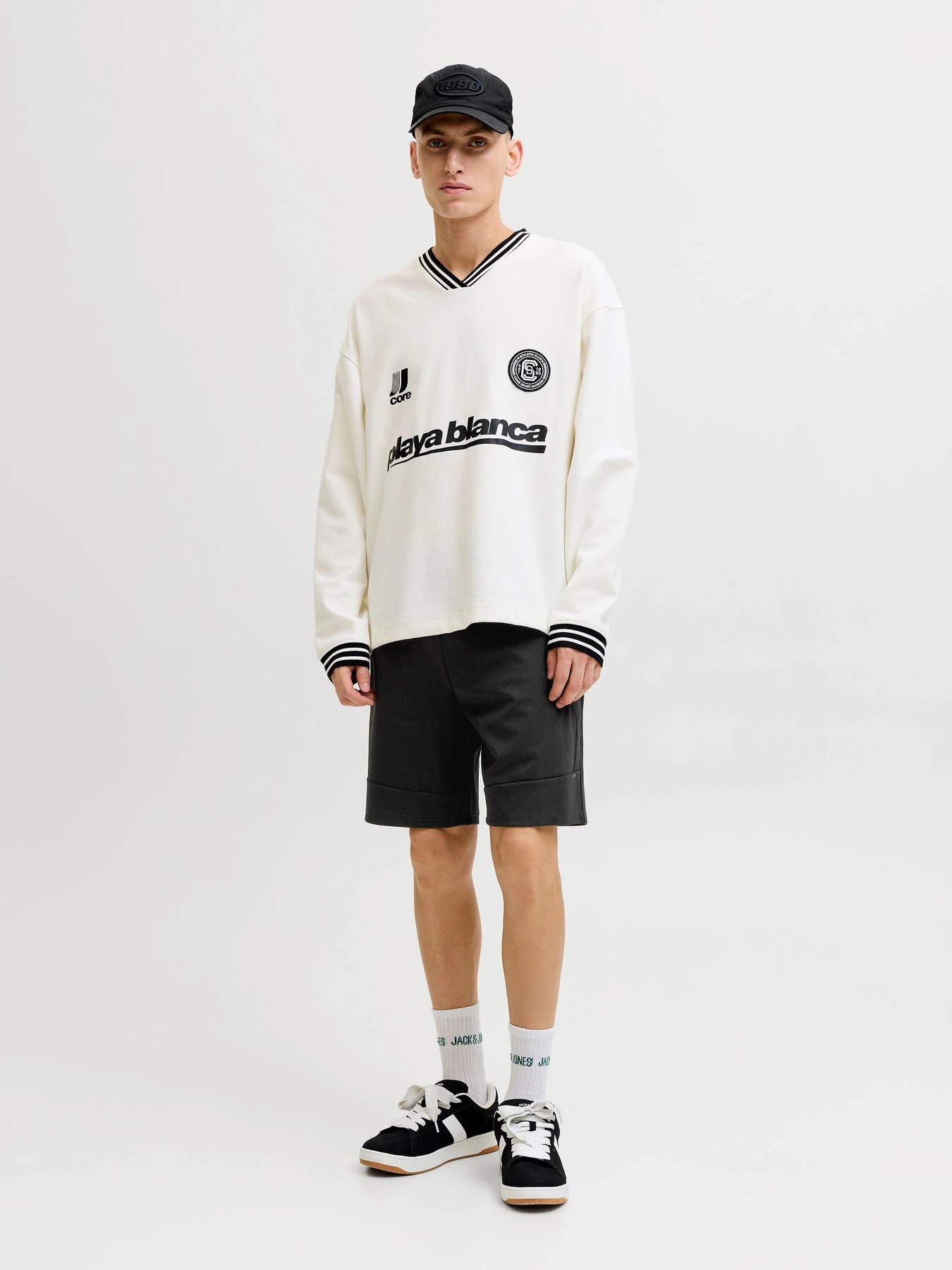 Шорты JACK & JONES GORDON BASE SWEAT SHORTS модель 12288632_Black Фото