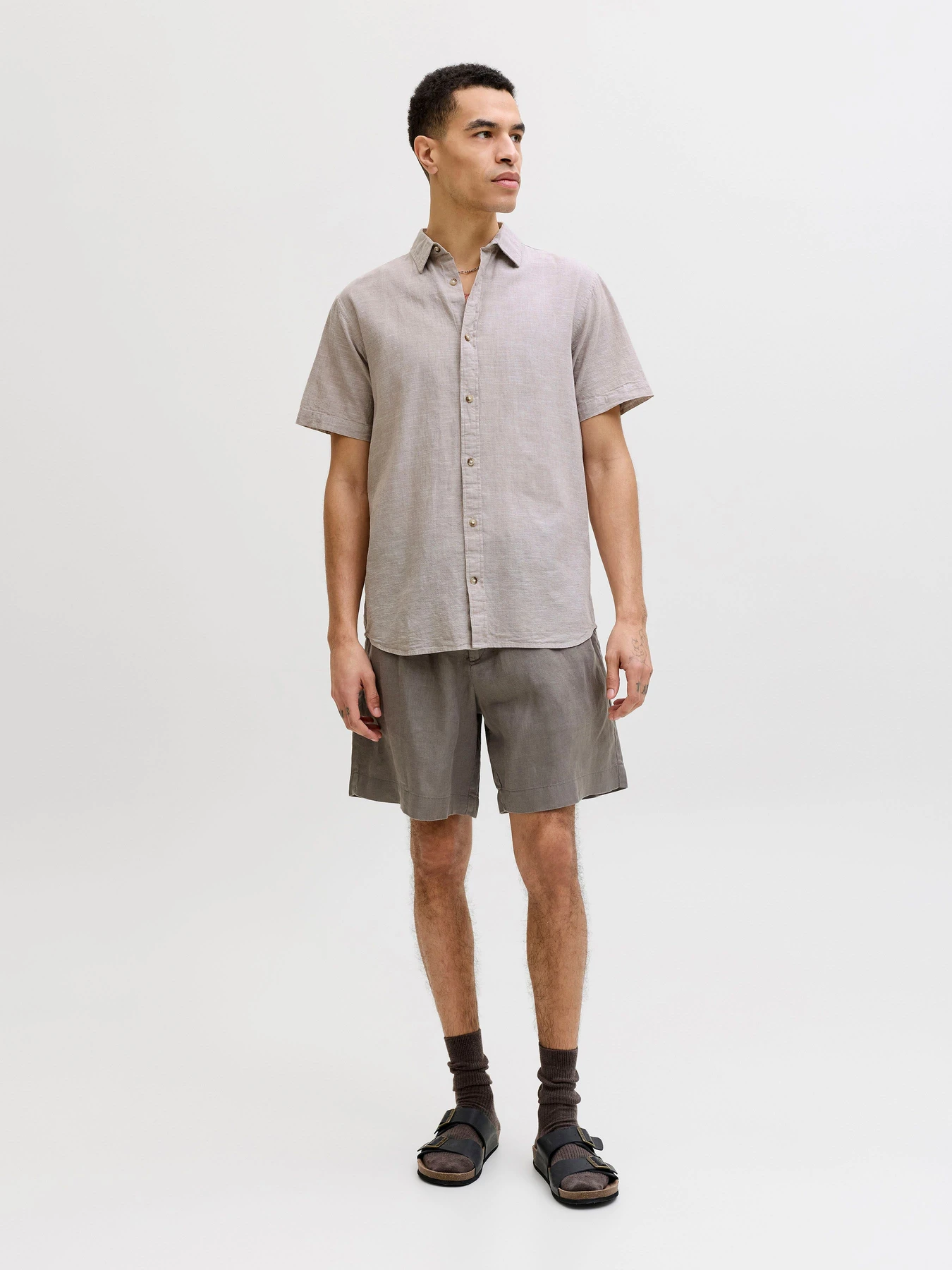 Рубашки JACK & JONES SUMMER LINEN BLEND SHIRT модель 12289160_String Рубашки JACK & JONES SUMMER LINEN BLEND SHIRT модель 12289160_String Фото