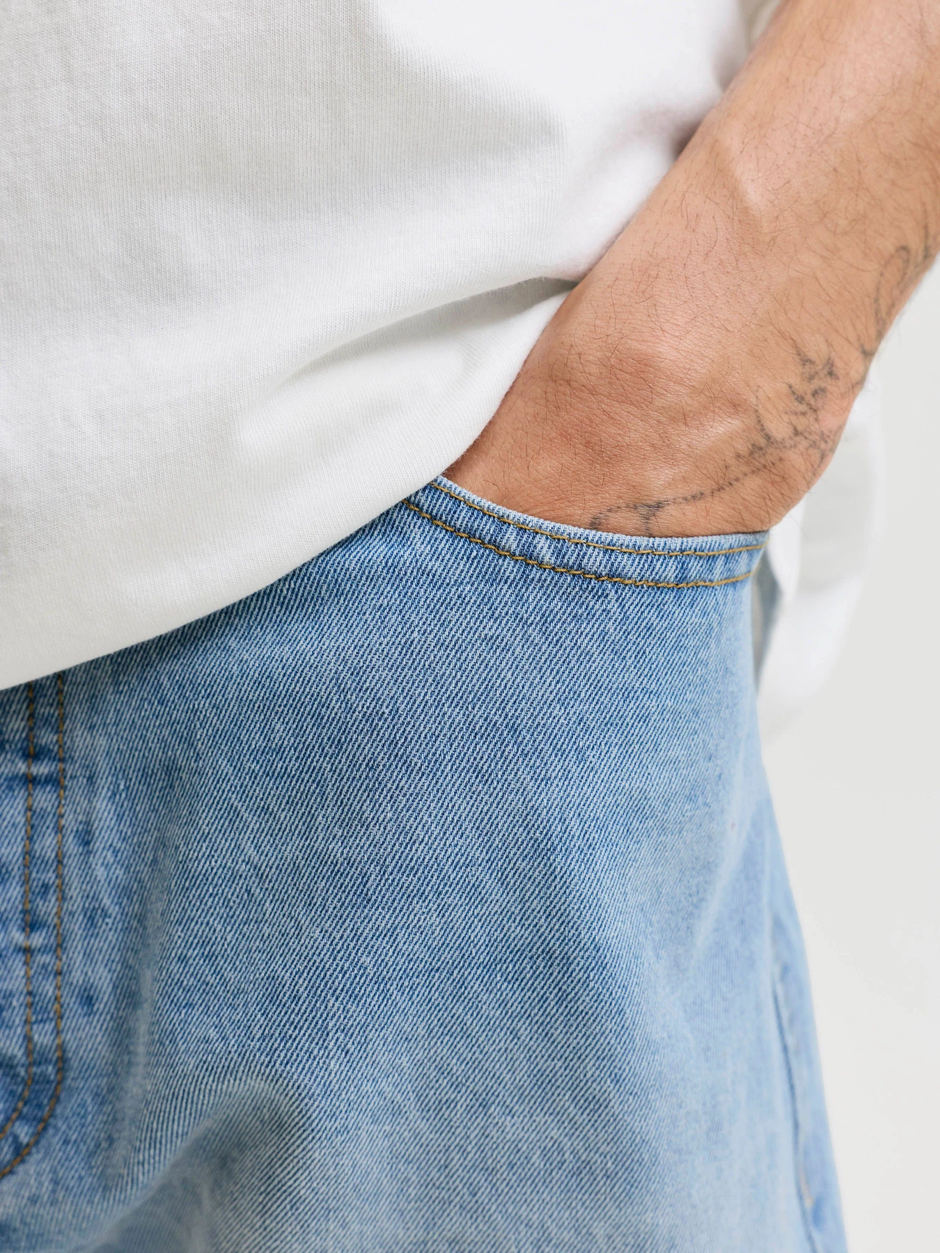 Шорты JACK & JONES TONY ORIGINAL SHORTS модель 12290841_Blue Denim LIGHT BLUE Шорты JACK & JONES TONY ORIGINAL SHORTS модель 12290841_Blue Denim LIGHT BLUE Фото