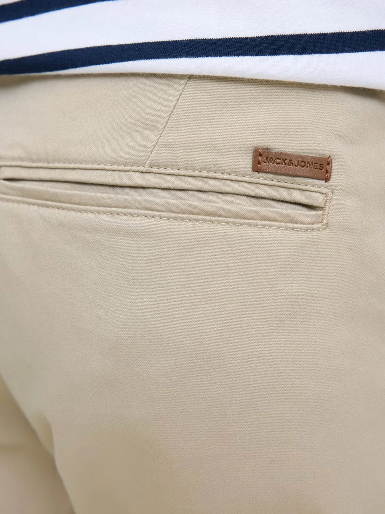 Шорты JACK & JONES BOWIE SHORTS модель 12165604_Crockery Шорты JACK & JONES BOWIE SHORTS модель 12165604_Crockery Фото