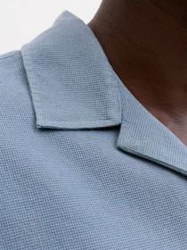 Сорочки JACK & JONES GLOBAL WAFFLE RESORT SHIRT модель 12295551_Blue Mirage Фото