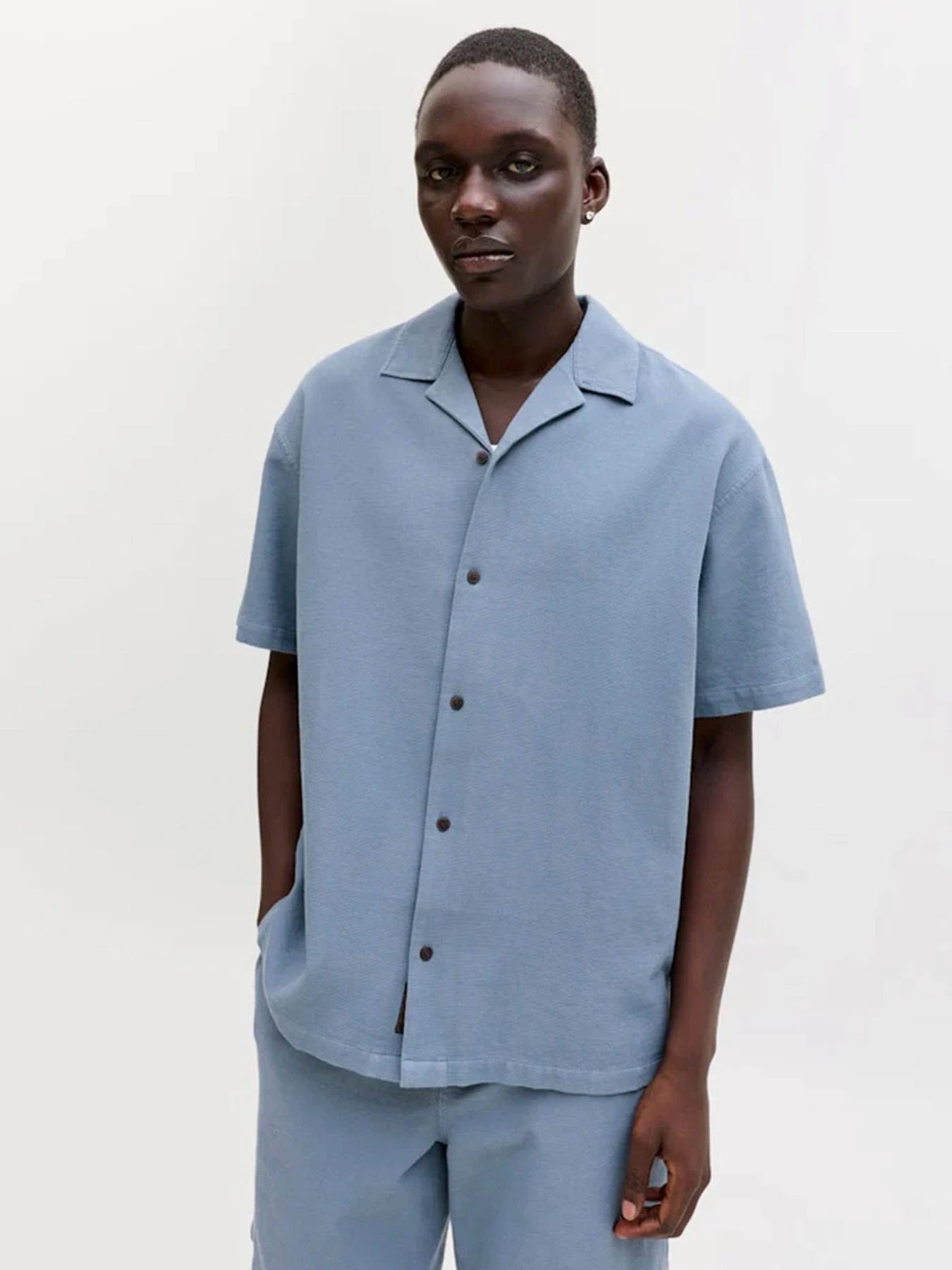 Рубашки JACK & JONES GLOBAL WAFFLE RESORT SHIRT модель 12295551_Vintage Khaki Рубашки JACK & JONES GLOBAL WAFFLE RESORT SHIRT модель 12295551_Vintage Khaki Фото
