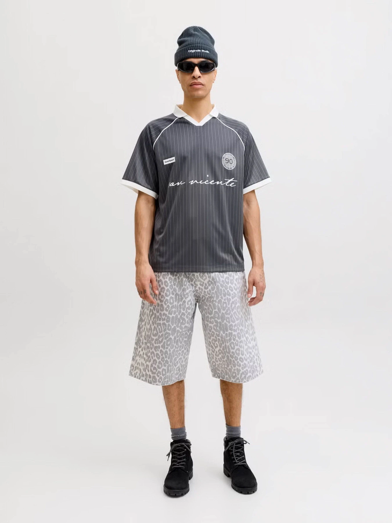 Футболки и поло JACK & JONES ETERNA FOOTBALL POLO модель 12295605_Asphalt Футболки и поло JACK & JONES ETERNA FOOTBALL POLO модель 12295605_Asphalt Фото