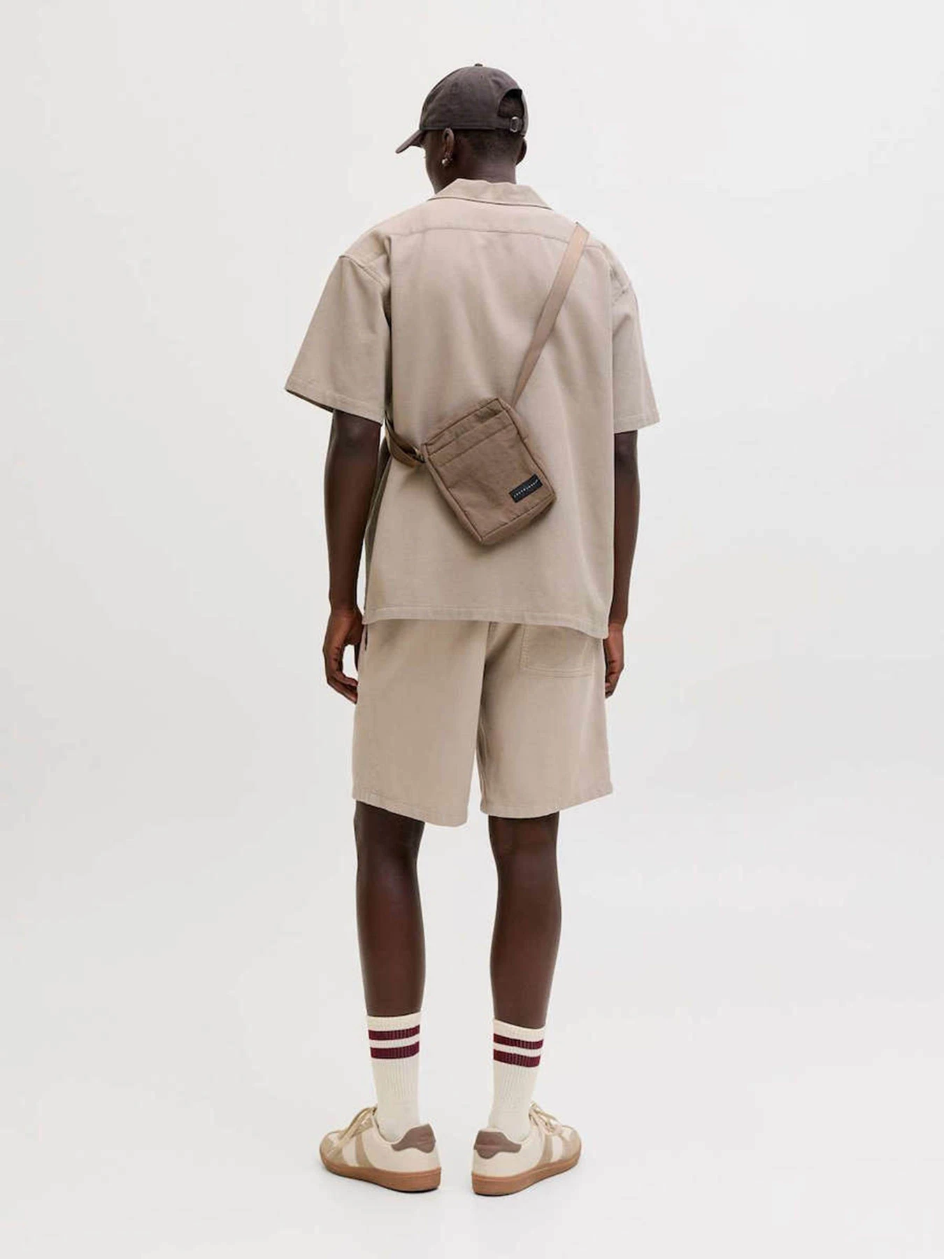 Шорти JACK & JONES JAIDEN WAFFLE RESORT SHORT модель 12295862_Vintage Khaki Фото