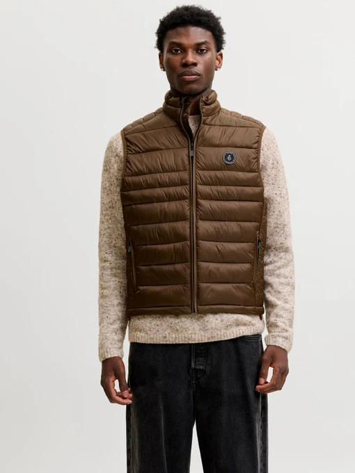 Куртки та дублянки JACK & JONES KINGSLEY LIGHT BODYWARMER COLL модель 12298870_Cocoa Фото