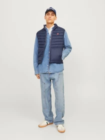 Куртки и дубленки JACK & JONES SPRINT BODYWARMER COLLAR модель 12258457_Navy Blazer TRUE RED STITC Фото