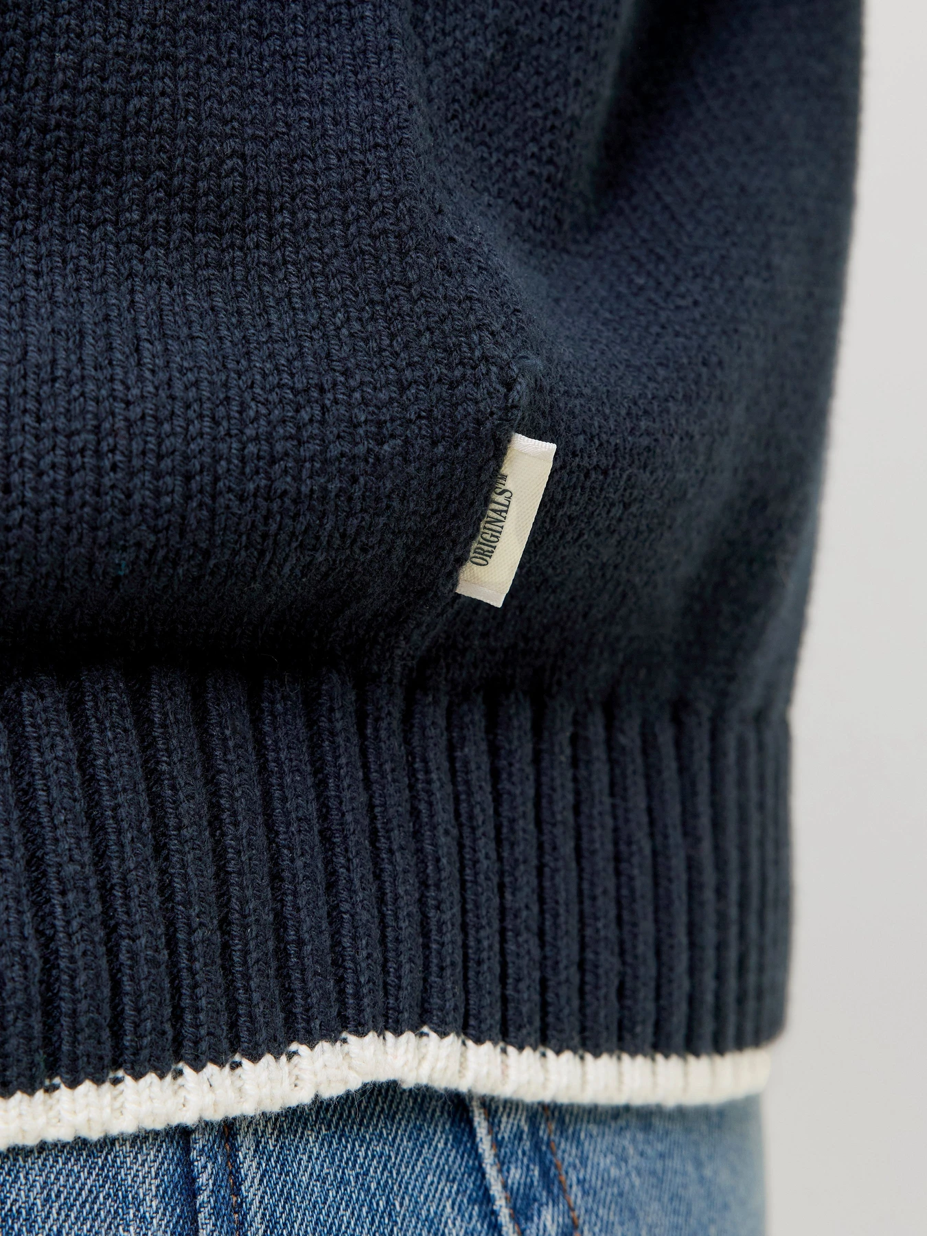 Свитеры и кардиганы JACK & JONES FREDERIKSBERG KNIT ZIP CARDIGA модель 12300035_Sky Captain Свитеры и кардиганы JACK & JONES FREDERIKSBERG KNIT ZIP CARDIGA модель 12300035_Sky Captain Фото