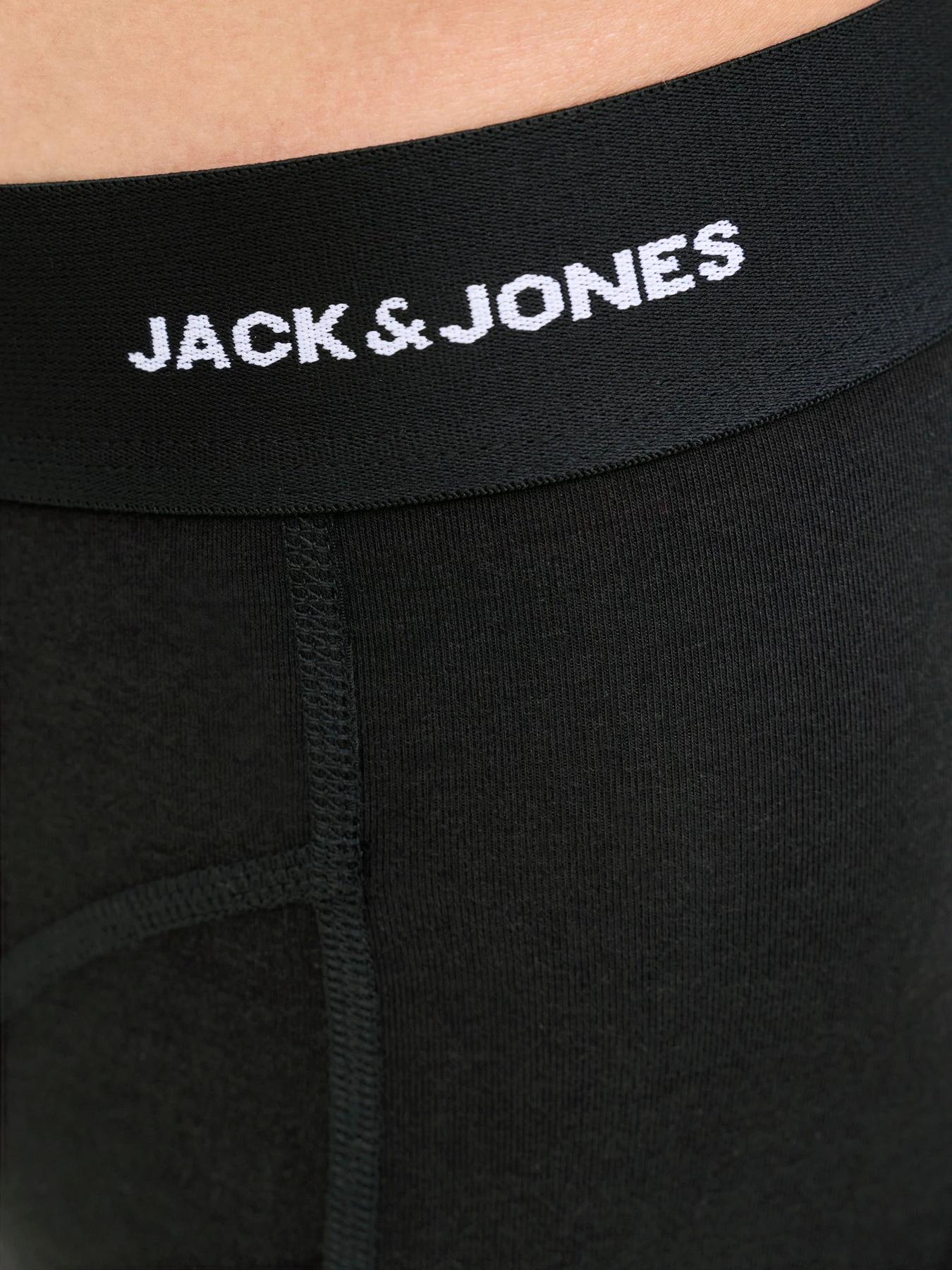 Нижнее белье JACK & JONES BASIC BAMBOO TRUNKS модель 12198852_Black Black - Black Нижнее белье JACK & JONES BASIC BAMBOO TRUNKS модель 12198852_Black Black - Black Фото