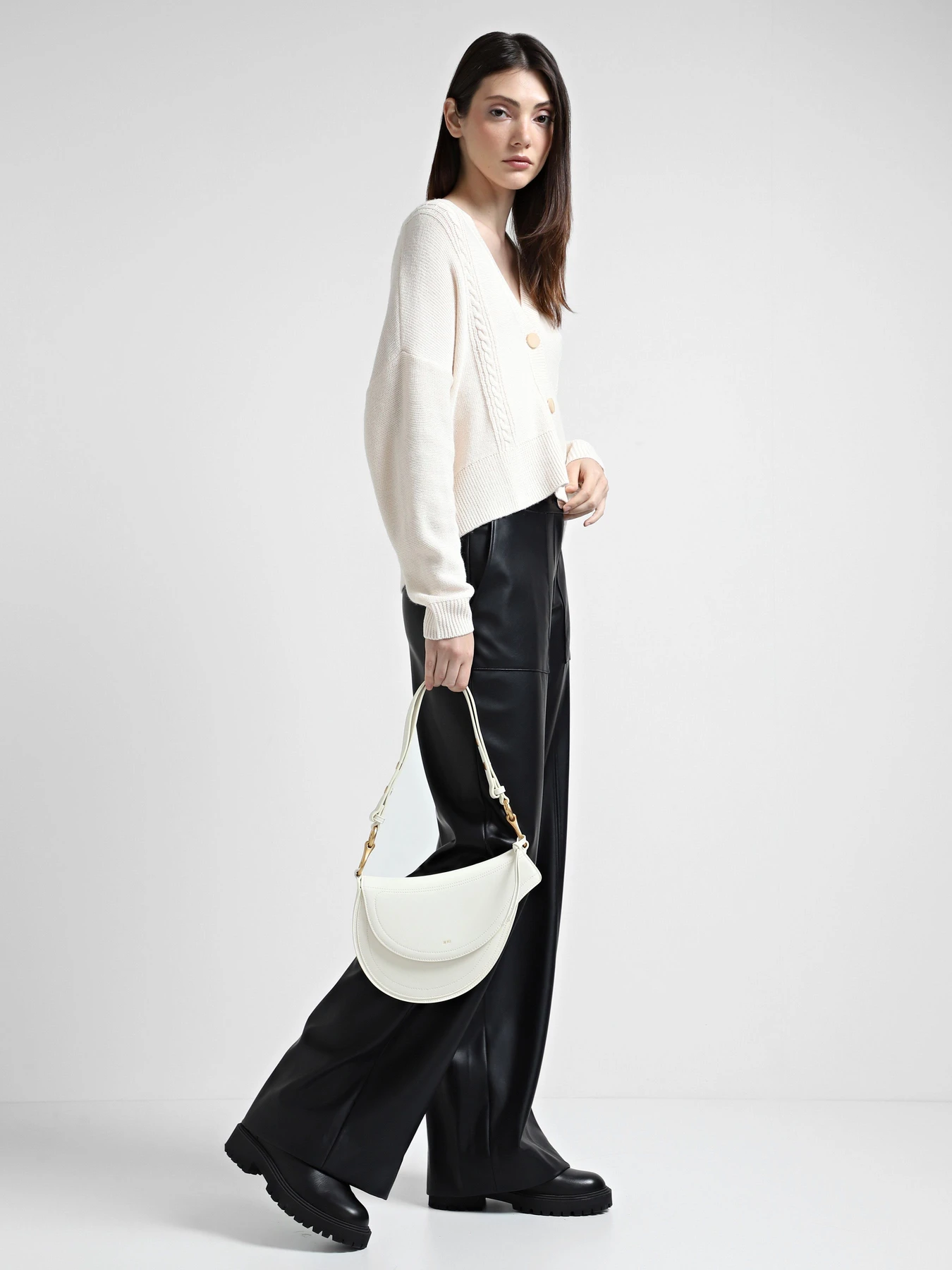 Сумки JW PEI Ashlie модель 1C20-2 Сумки JW PEI Ashlie модель 1C20-2 Фото