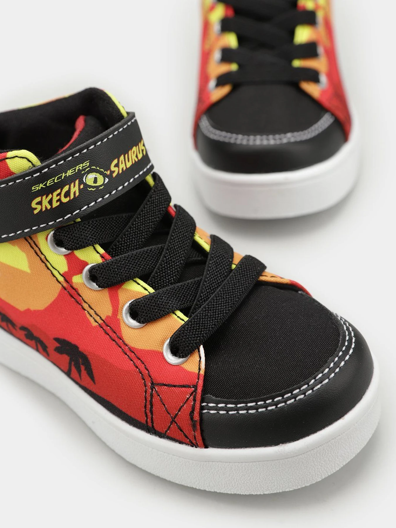 Ботинки и сапоги Skechers Sport High-Top - Duratronz модель 402238N RDBK Ботинки и сапоги Skechers Sport High-Top - Duratronz модель 402238N RDBK Фото