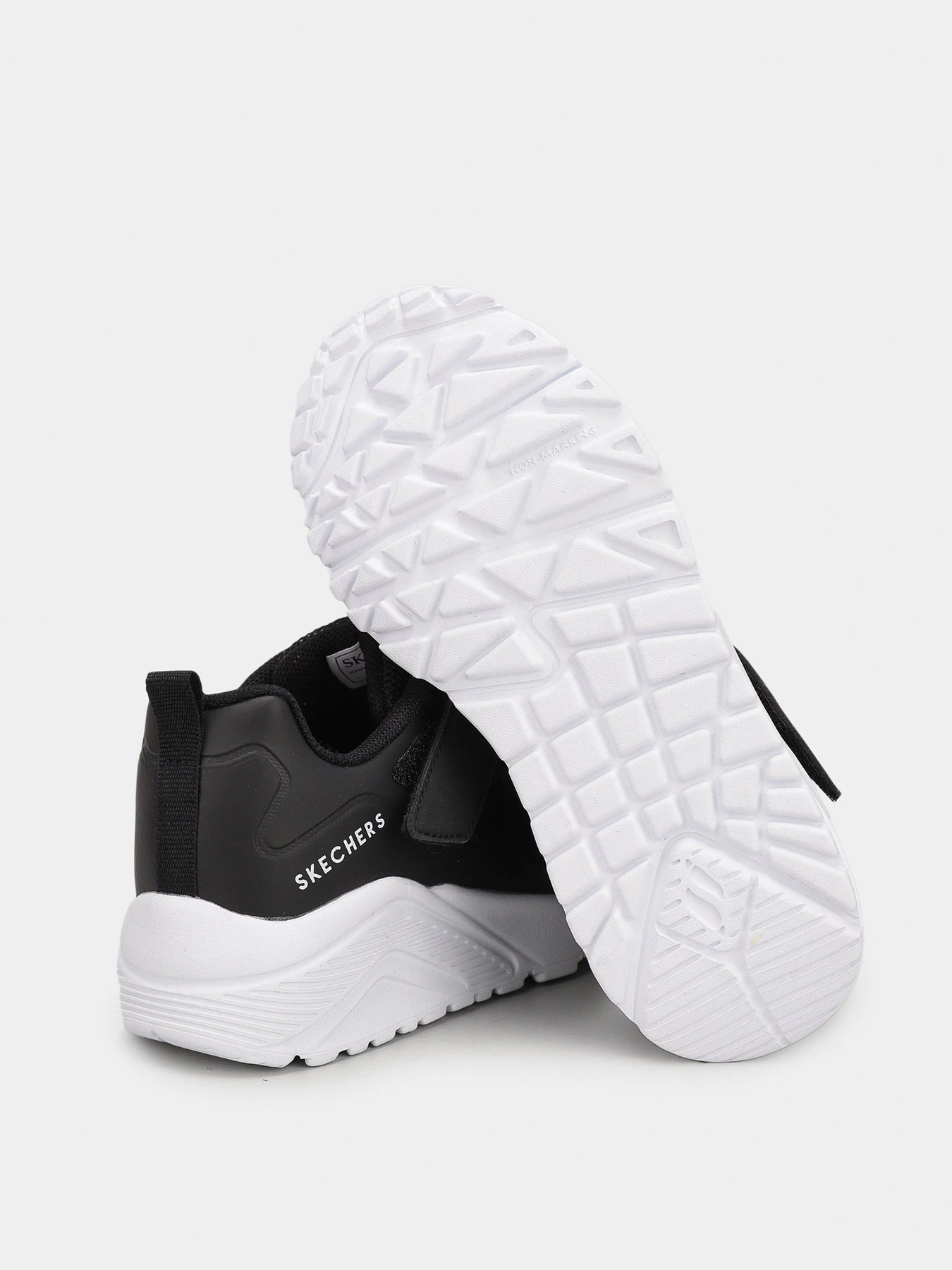 Кроссовки Skechers Uno Lite модель 403698L BKW Кроссовки Skechers Uno Lite модель 403698L BKW Фото