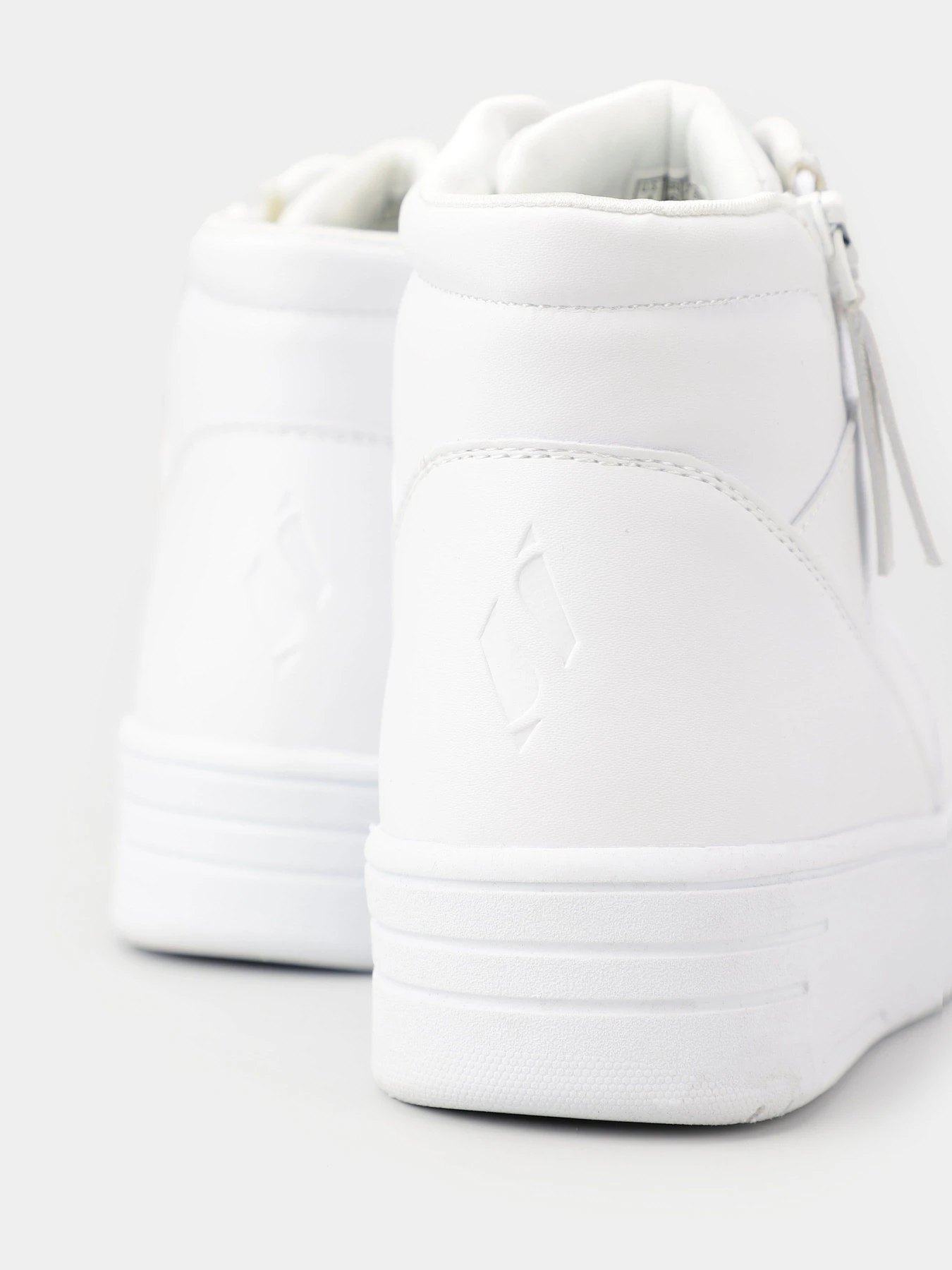Кеды Skechers Court High - Color Voltage модель 310198L WHT Кеды Skechers Court High - Color Voltage модель 310198L WHT Фото