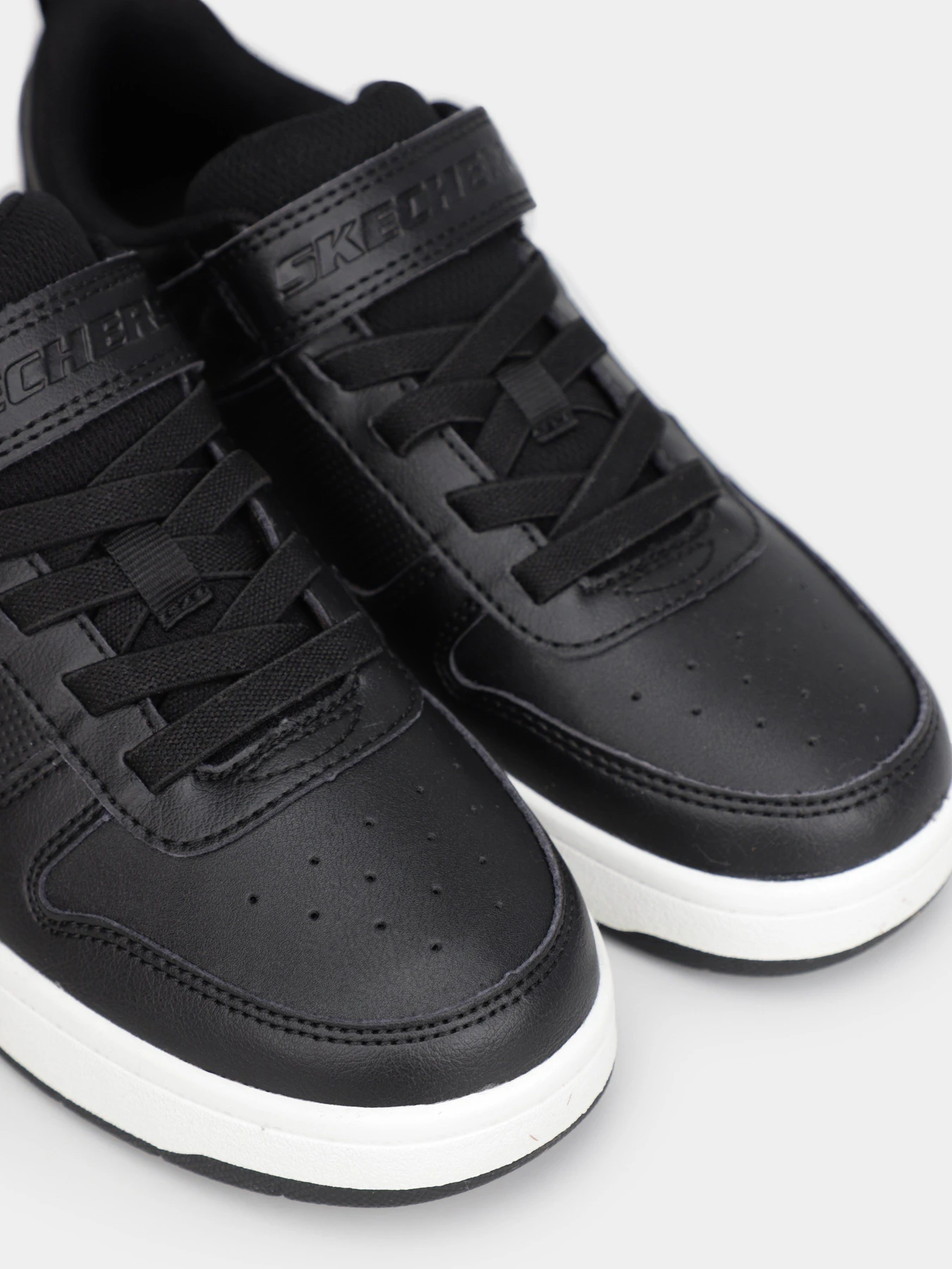 Кеды Skechers Smooth Street модель 405632L BKW Кеды Skechers Smooth Street модель 405632L BKW Фото