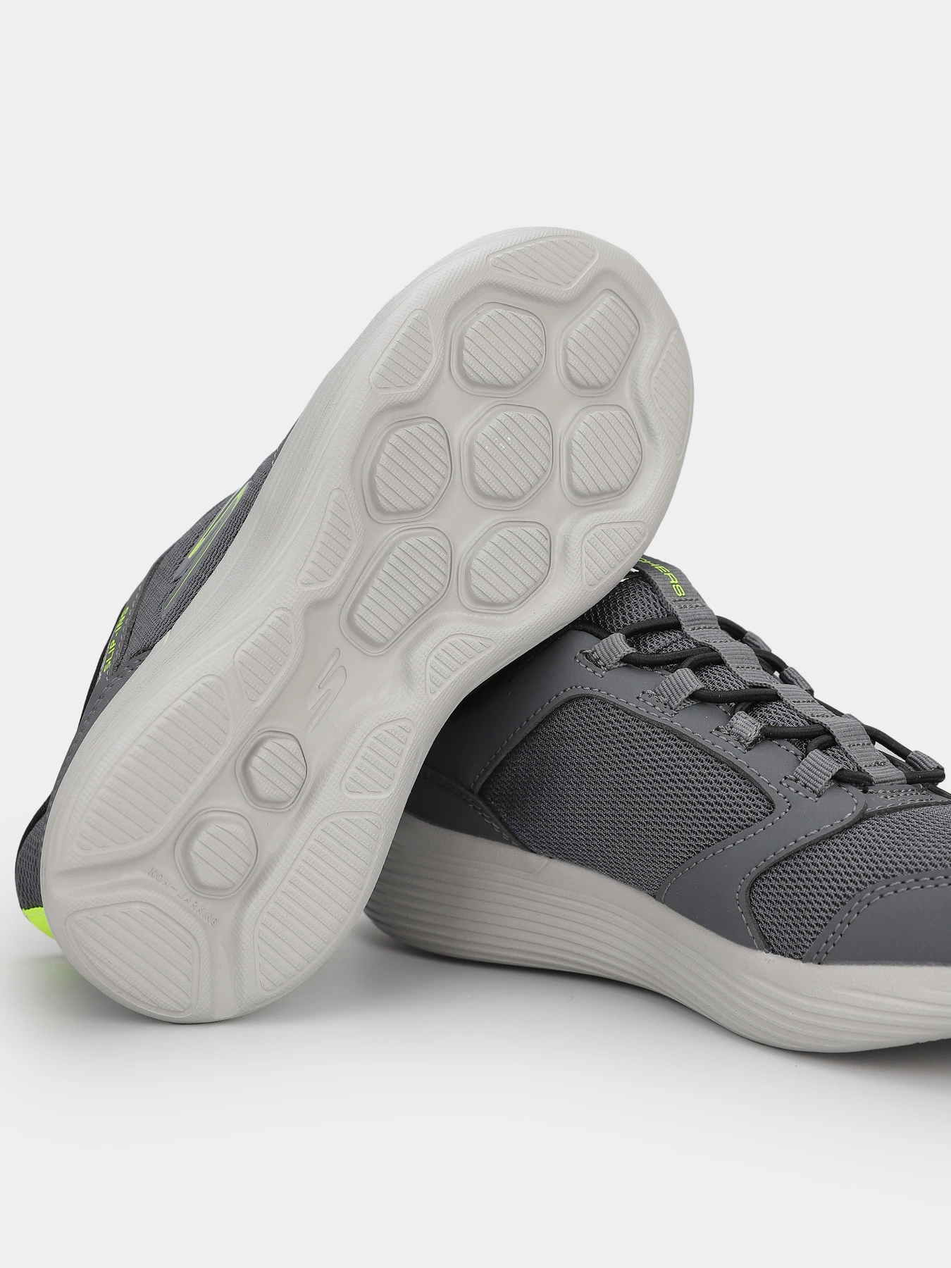Кроссовки Skechers GO RUN 400 V2 модель 403899L CCBK Кроссовки Skechers GO RUN 400 V2 модель 403899L CCBK Фото
