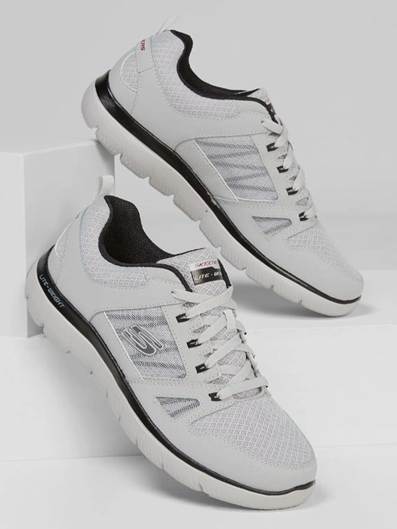 Кроссовки Skechers Summits - New World модель 232069 GYBK Кроссовки Skechers Summits - New World модель 232069 GYBK Фото