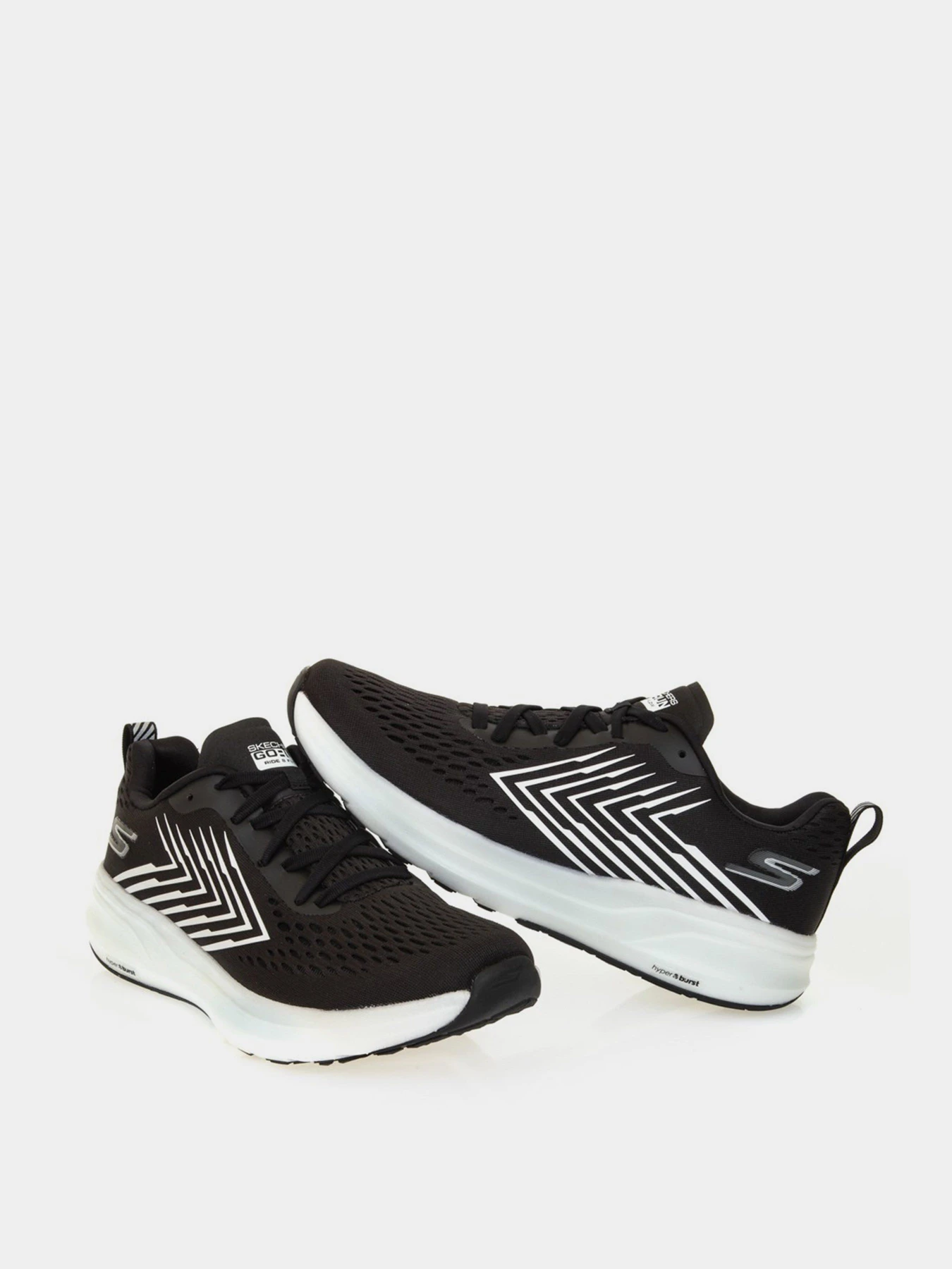 Кроссовки Skechers GORUN RIDE 8 FLOW модель 220218 BKW Фото