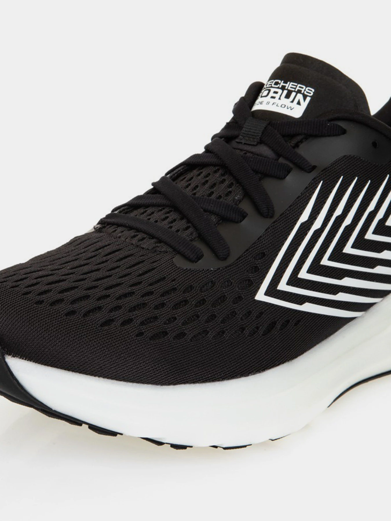 Кроссовки Skechers GORUN RIDE 8 FLOW модель 220218 BKW Фото