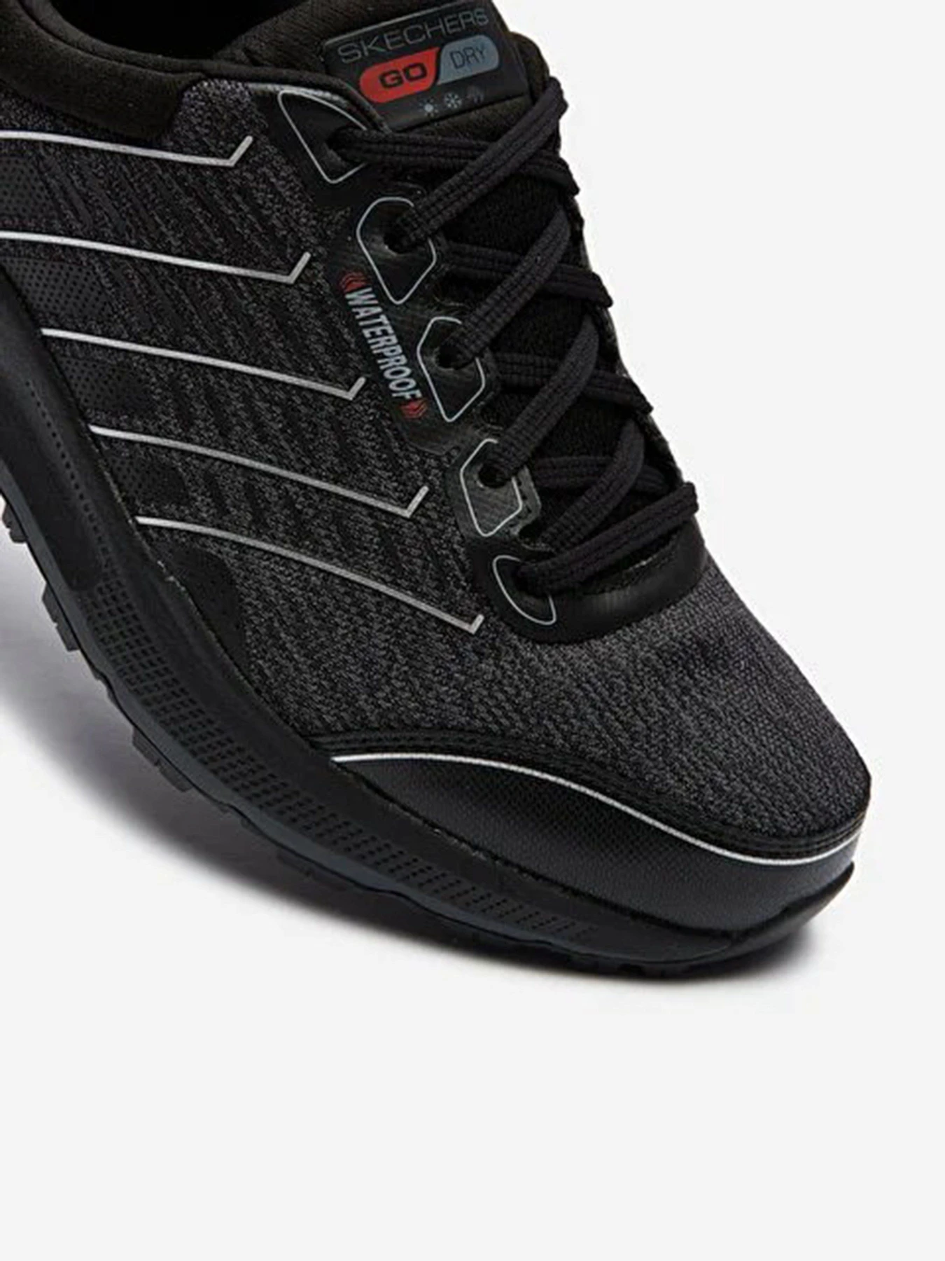 Кросівки Skechers GOrun Pulse Trail модель 220151 BBK Кросівки Skechers GOrun Pulse Trail модель 220151 BBK Фото
