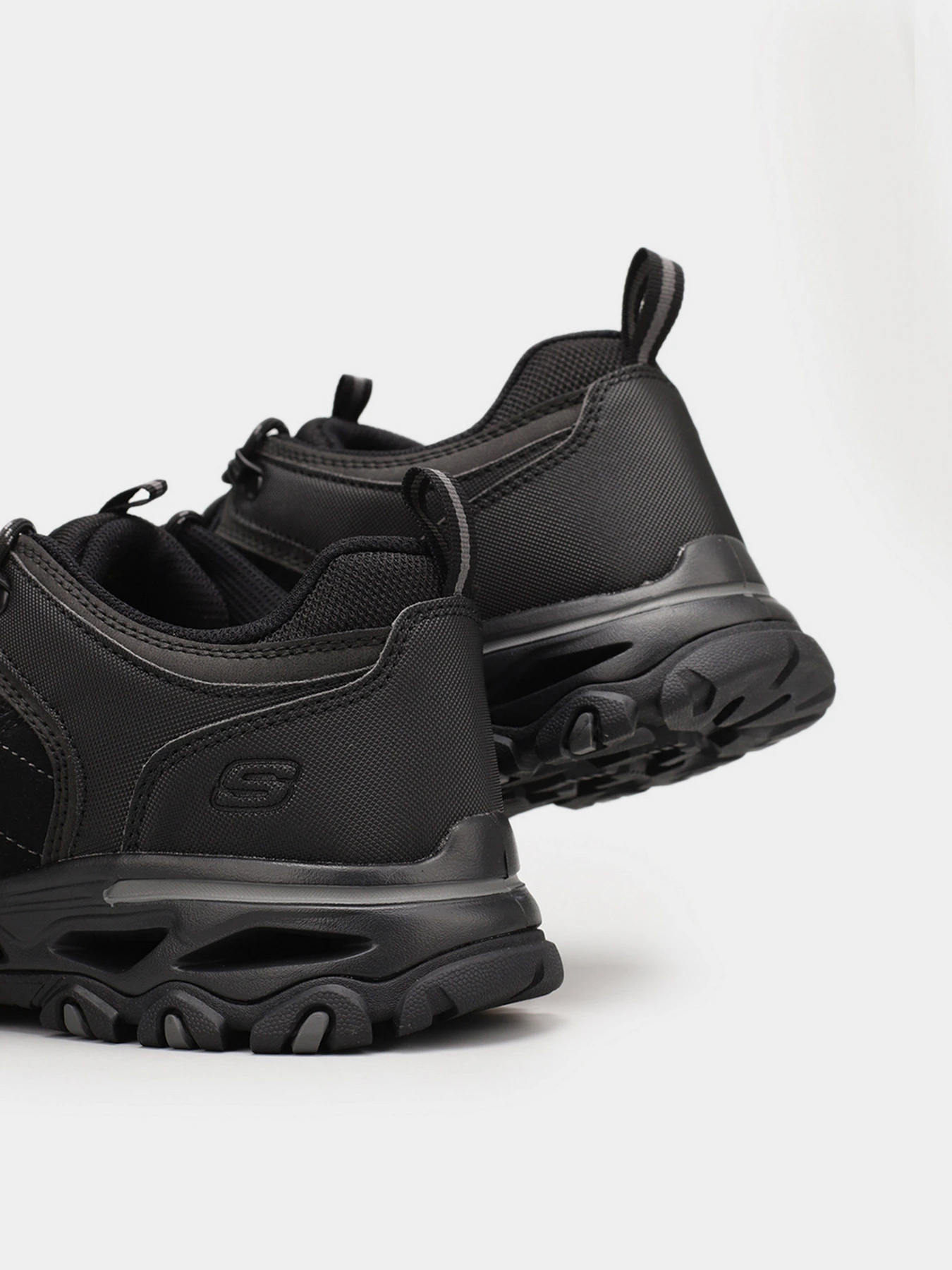 Кросівки Skechers Catapult - Valard модель 210313 BBK Кросівки Skechers Catapult - Valard модель 210313 BBK Фото