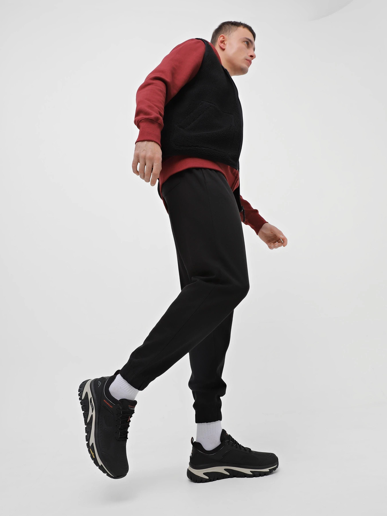 Кроссовки Skechers Relaxed Fit: Arch Fit Road Walker - Recon модель 237333 BLK Фото