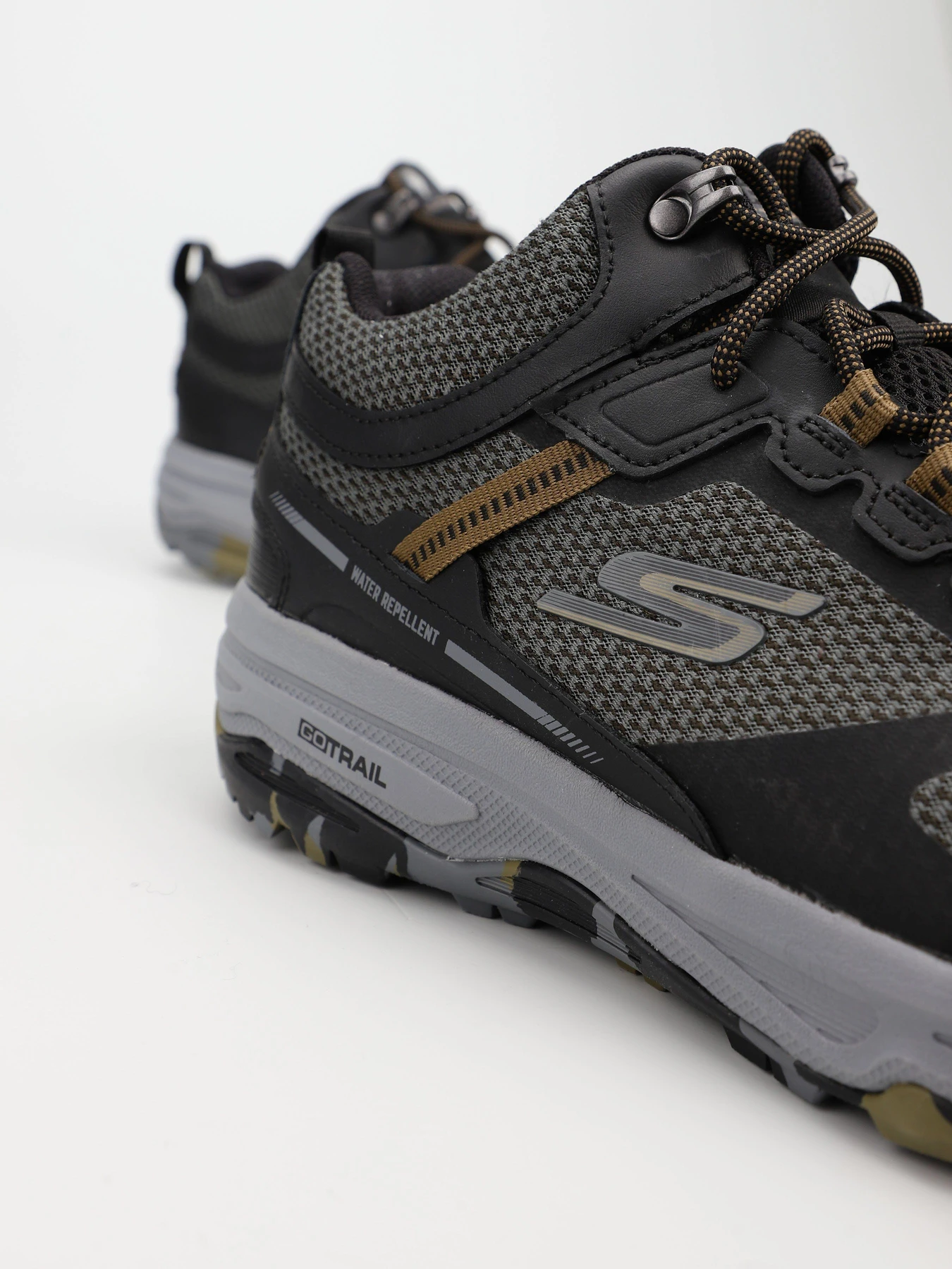 Ботинки и сапоги Skechers Gorun Altitude - Trail модель 220597WW BLK Ботинки и сапоги Skechers Gorun Altitude - Trail модель 220597WW BLK Фото
