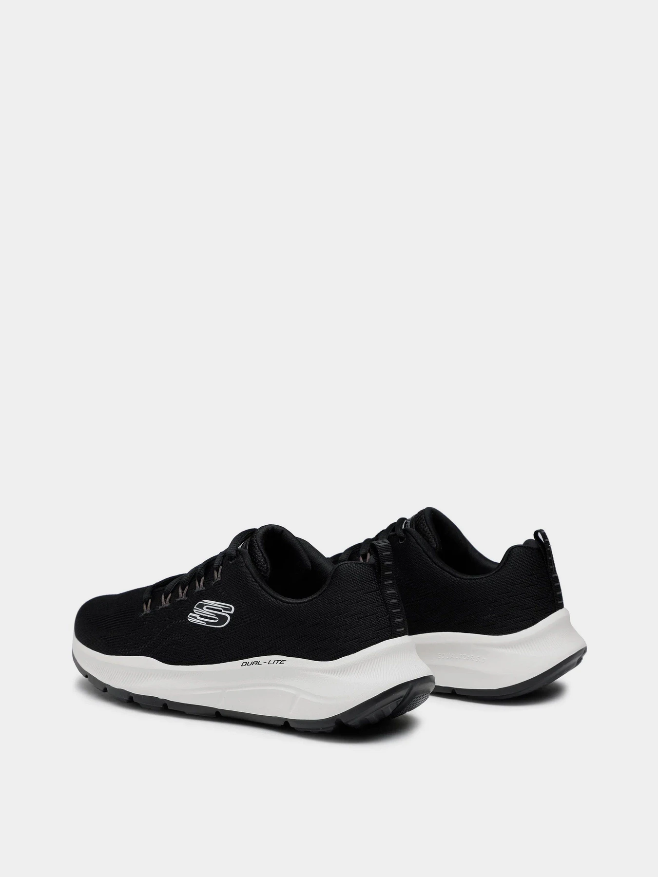 Кроссовки Skechers Equalizer 5.0 модель 232519 BKW Кроссовки Skechers Equalizer 5.0 модель 232519 BKW Фото