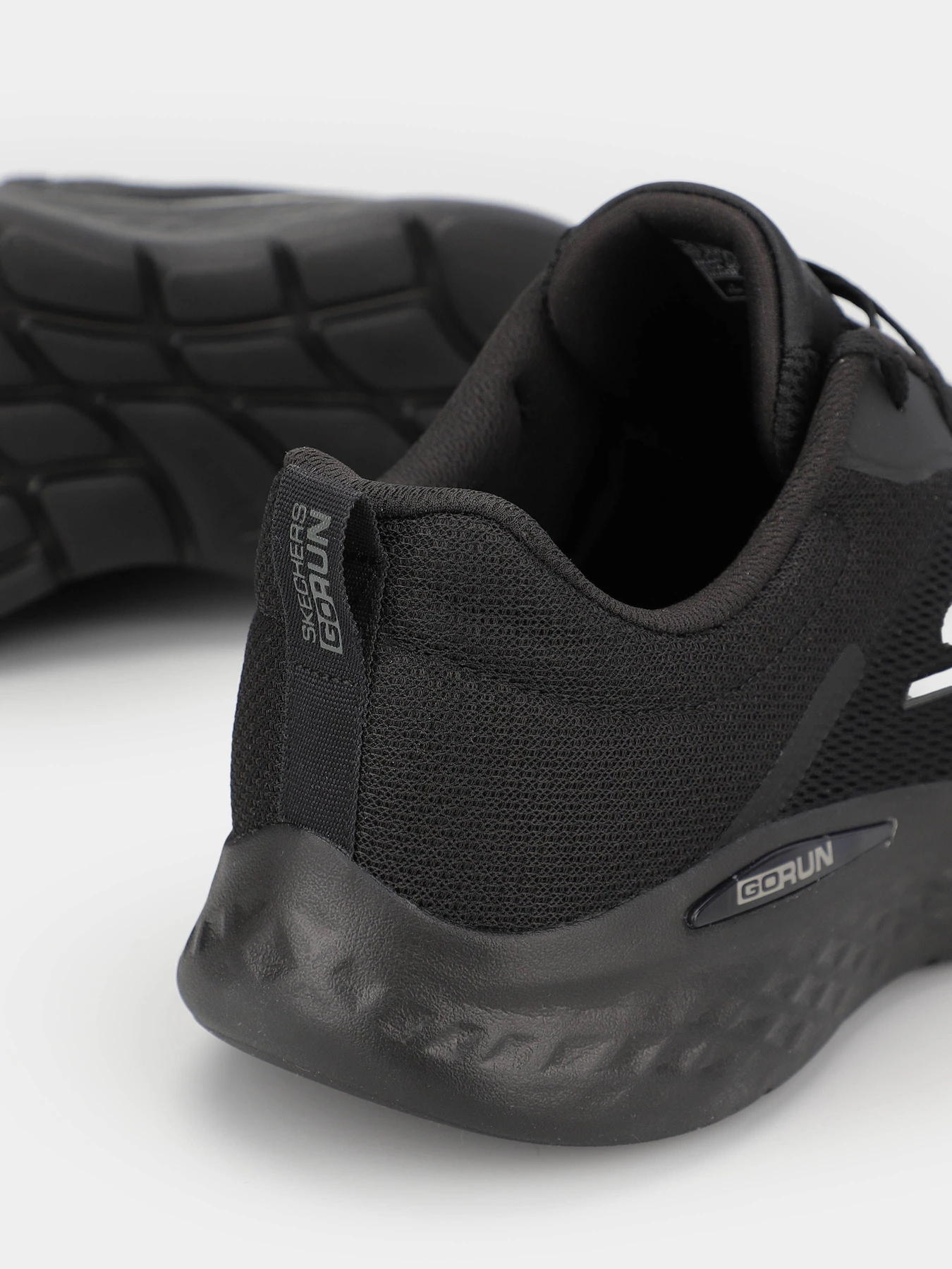 Кросівки Skechers Go Run Lite модель 220893 BBK Фото