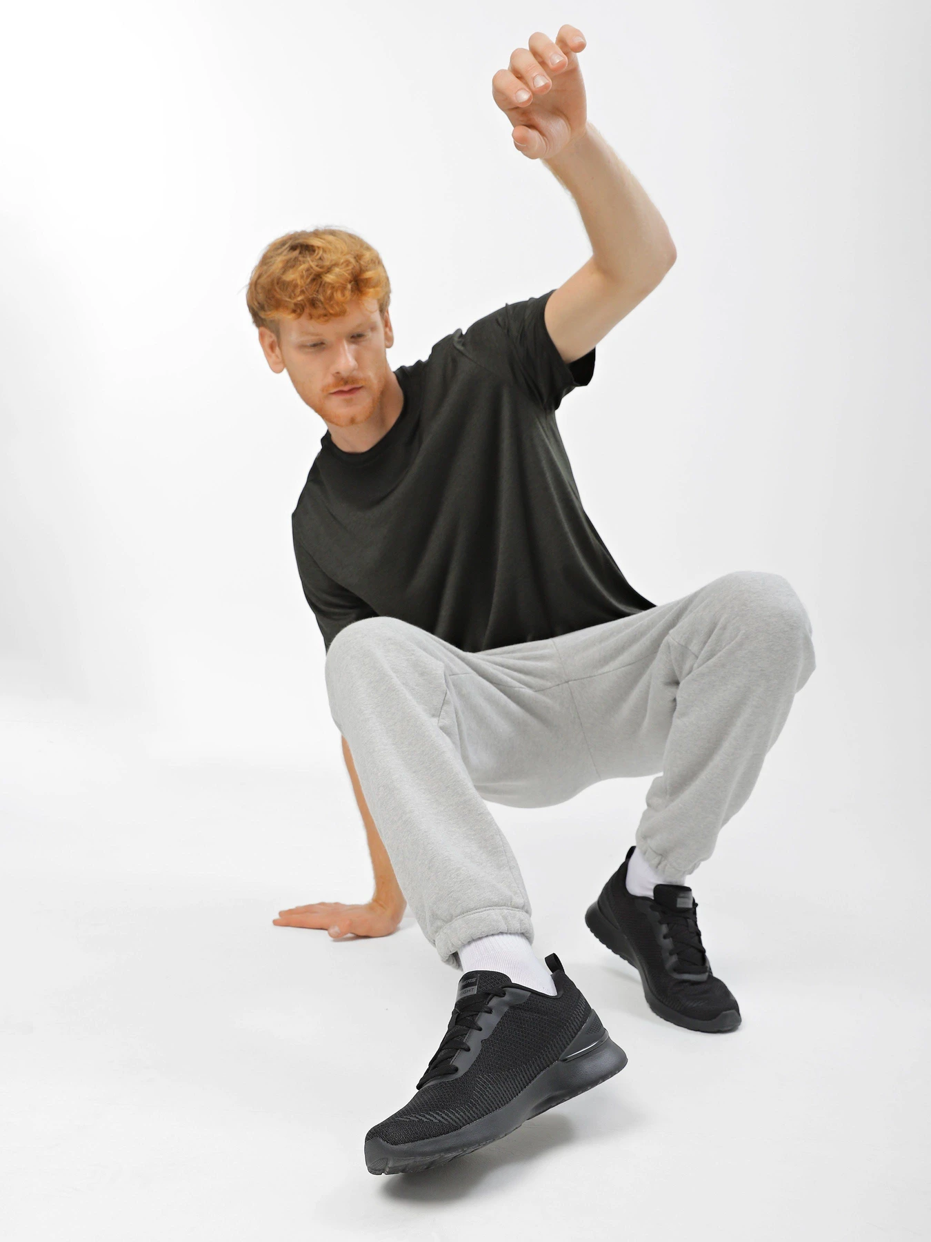 Кросівки Skechers Skech-Air Dynamight модель 232691 BBK Кросівки Skechers Skech-Air Dynamight модель 232691 BBK Фото