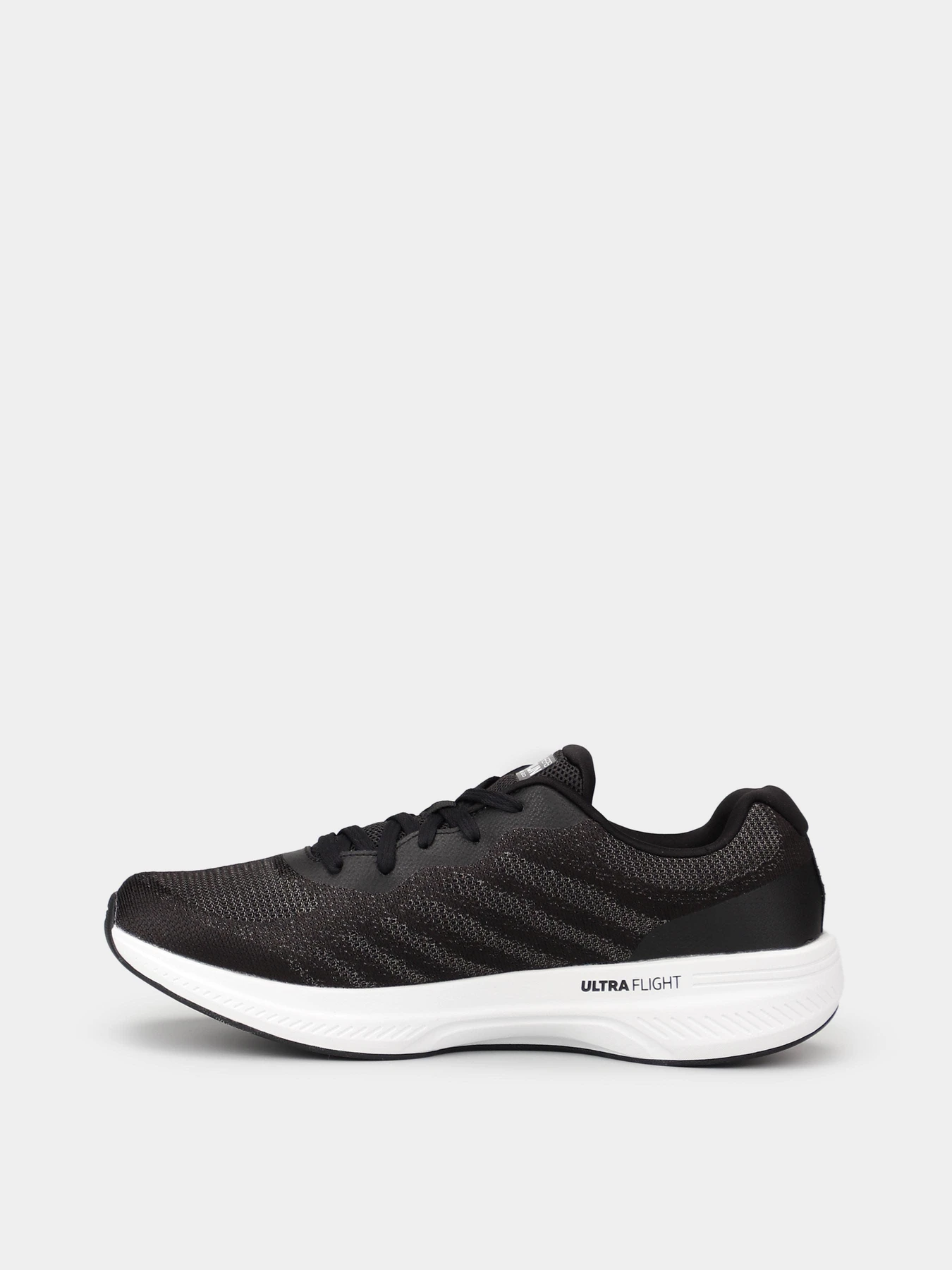 Кросівки Skechers Go Run Pulse 2.0 модель 220540 BKW Кросівки Skechers Go Run Pulse 2.0 модель 220540 BKW Фото