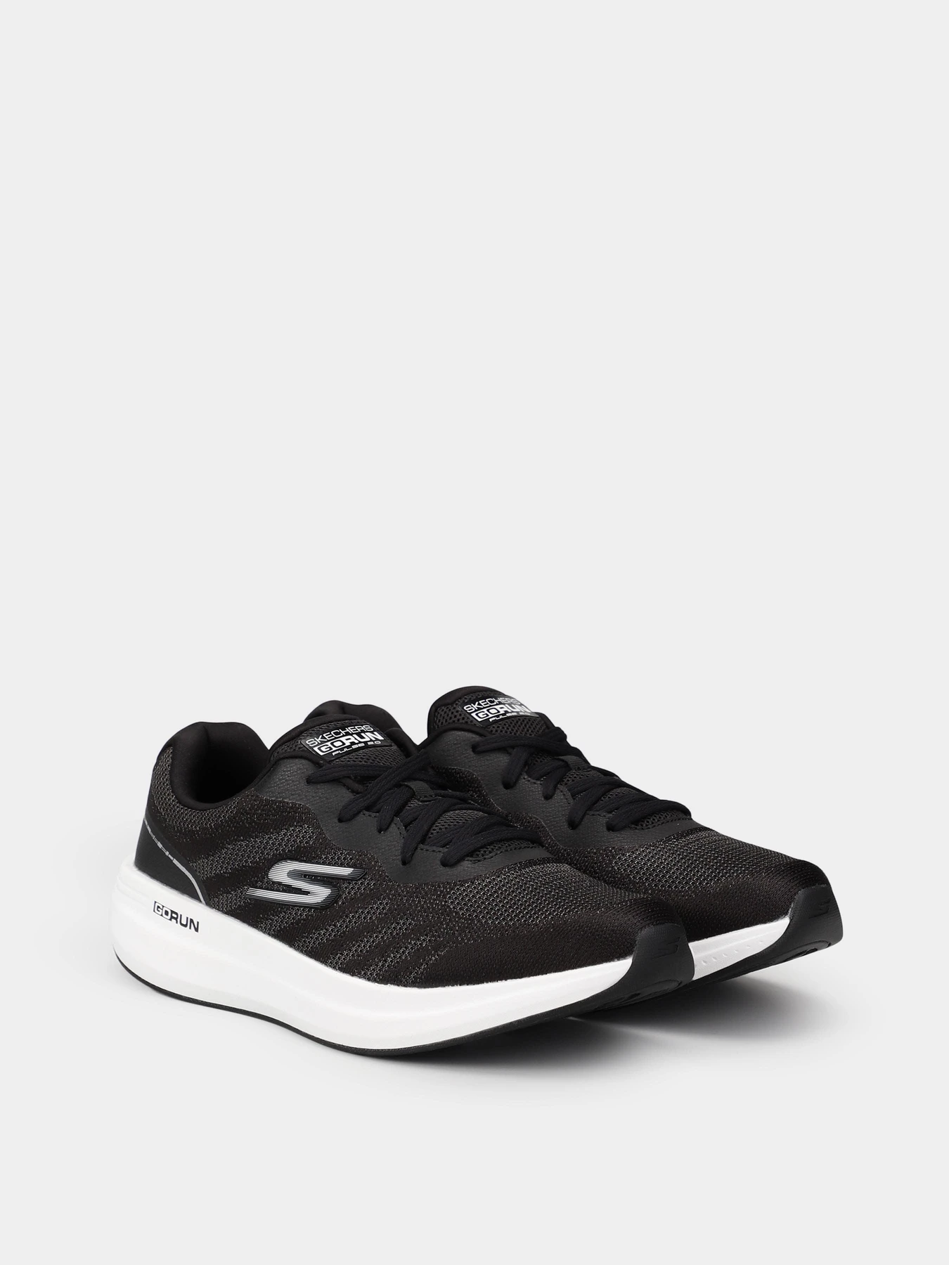 Кросівки Skechers Go Run Pulse 2.0 модель 220540 BKW Кросівки Skechers Go Run Pulse 2.0 модель 220540 BKW Фото