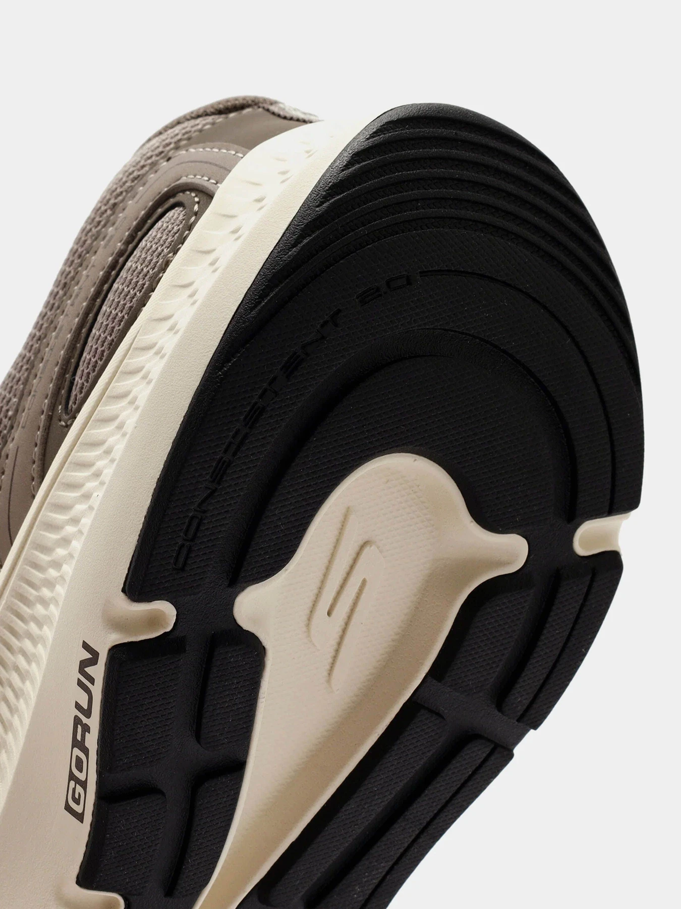 Кроссовки Skechers GO Run Consistent 2.0 модель 220866 KHK Кроссовки Skechers GO Run Consistent 2.0 модель 220866 KHK Фото