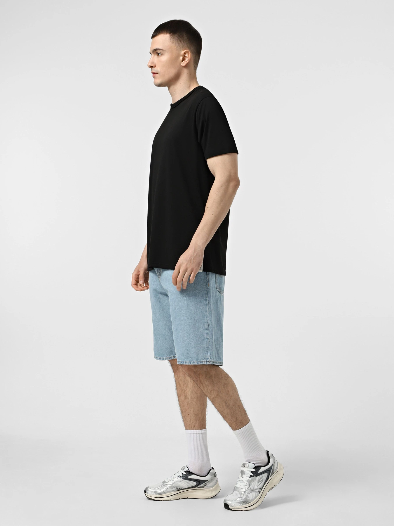 Кроссовки Skechers GO RUN CONSISTENT 2.0 модель 220883 OFWT Кроссовки Skechers GO RUN CONSISTENT 2.0 модель 220883 OFWT Фото