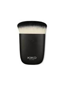 Кисть кабуки для лица Face 16 Multi-Purpose Kabuki Brush KIKO MILANO модель KA000000014001B Фото