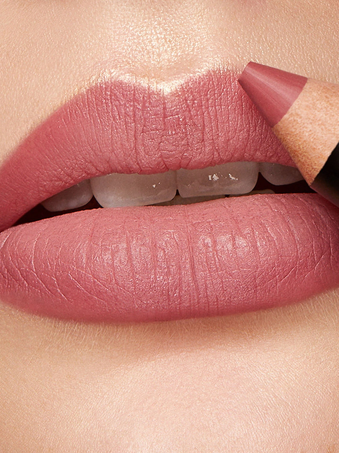 Матовый карандаш для губ Smart Fusion Matte Lip Crayon KIKO MILANO модель KM000000372003B Фото