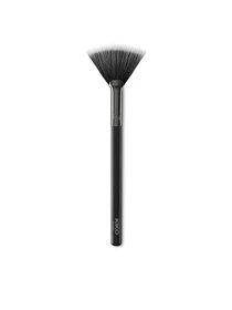 Кисть для пудры Face 12 Powder Fan Brush KIKO MILANO модель KA000000071001B Фото