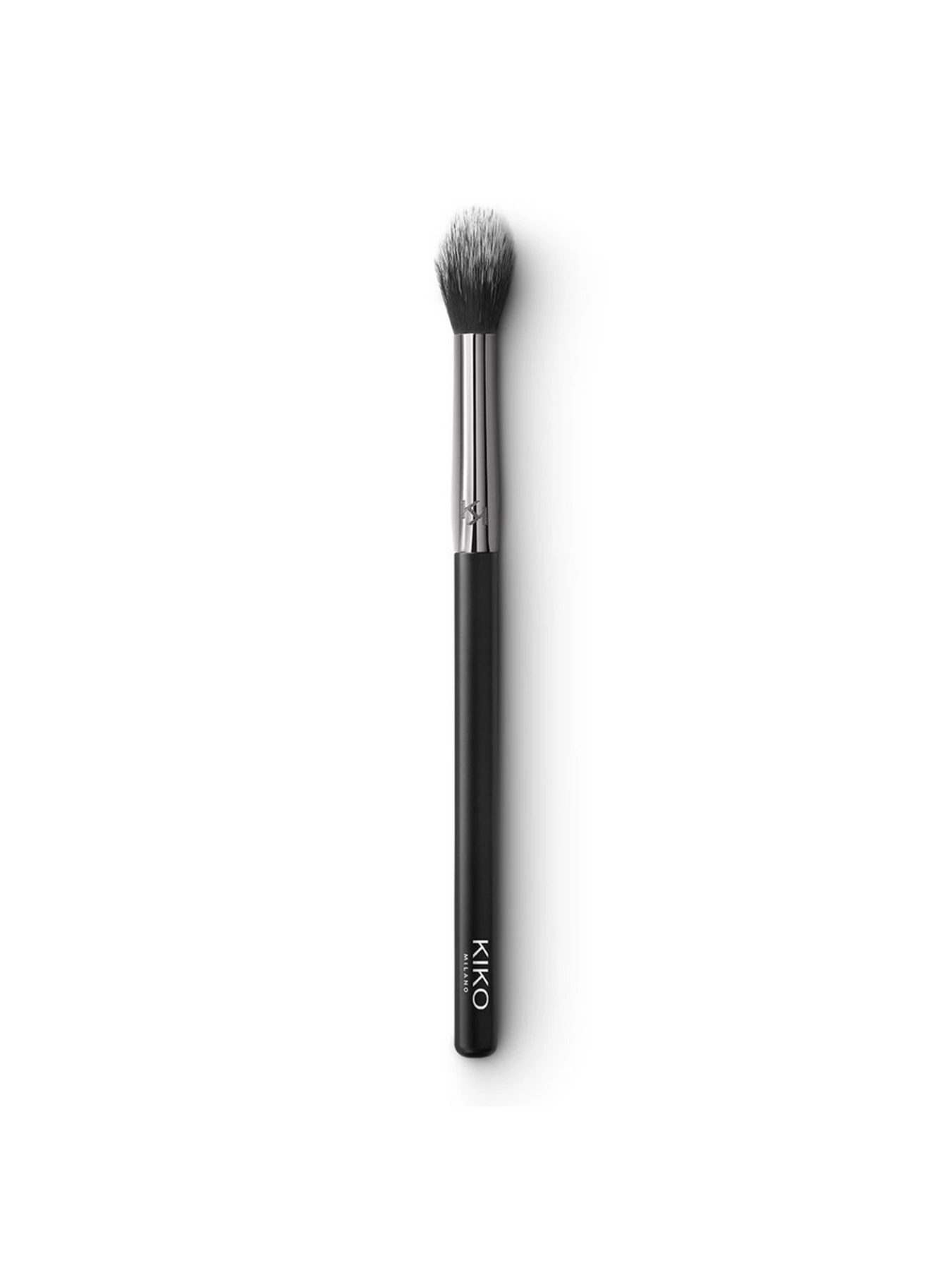 Кисть Face 17 Highlighter Brush KIKO MILANO модель KA000000113001B Кисть Face 17 Highlighter Brush KIKO MILANO модель KA000000113001B Фото