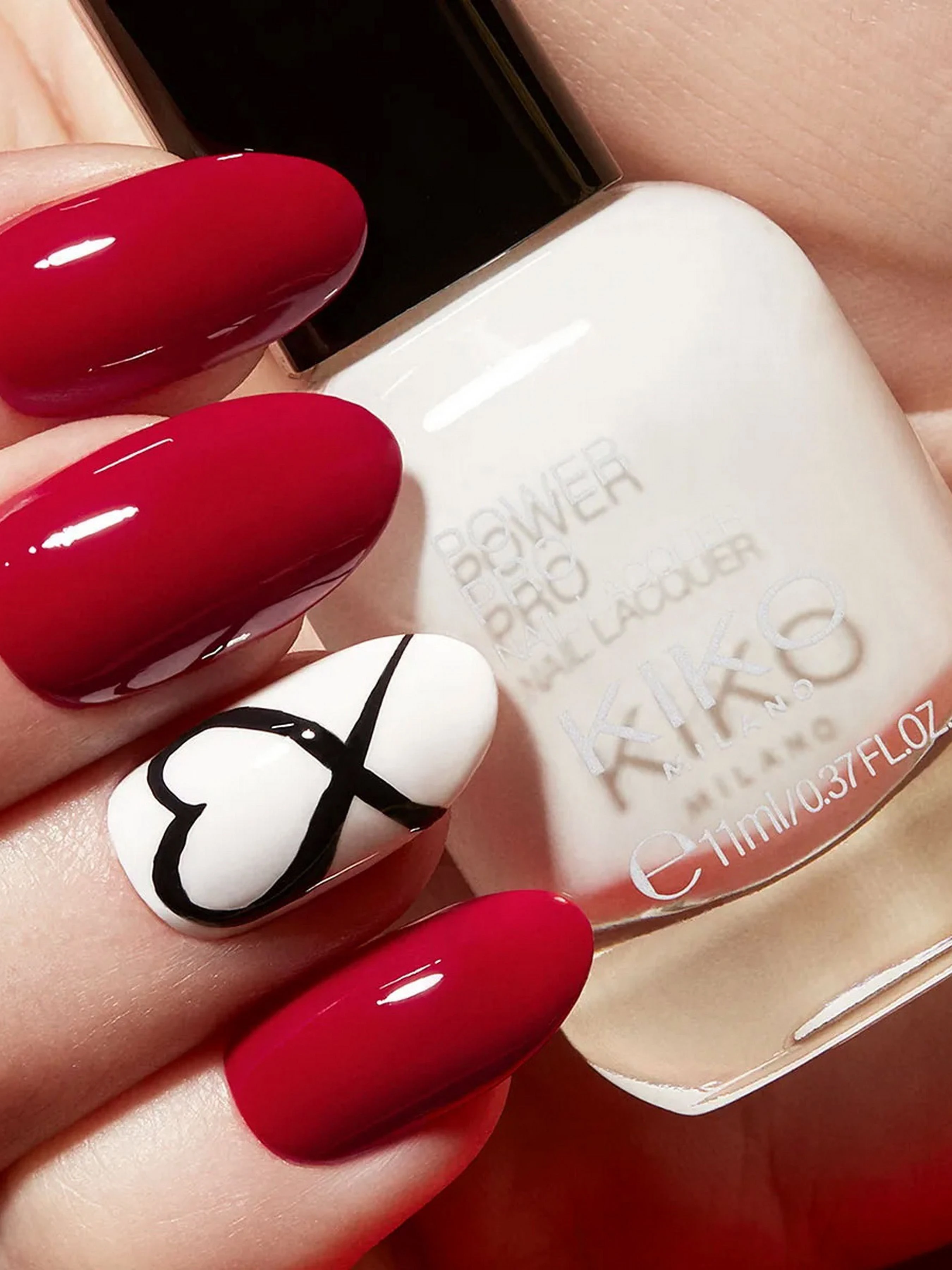 Лак для нігтів KIKO MILANO Power Pro Nail Lacquer, відтінок 23 Cherry фото 2