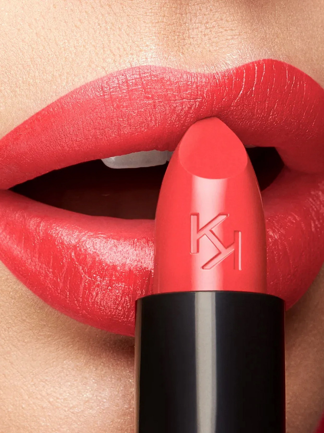 Помада для губ Smart Fusion Lipstick KIKO MILANO модель KM000000660411B Помада для губ Smart Fusion Lipstick KIKO MILANO модель KM000000660411B Фото