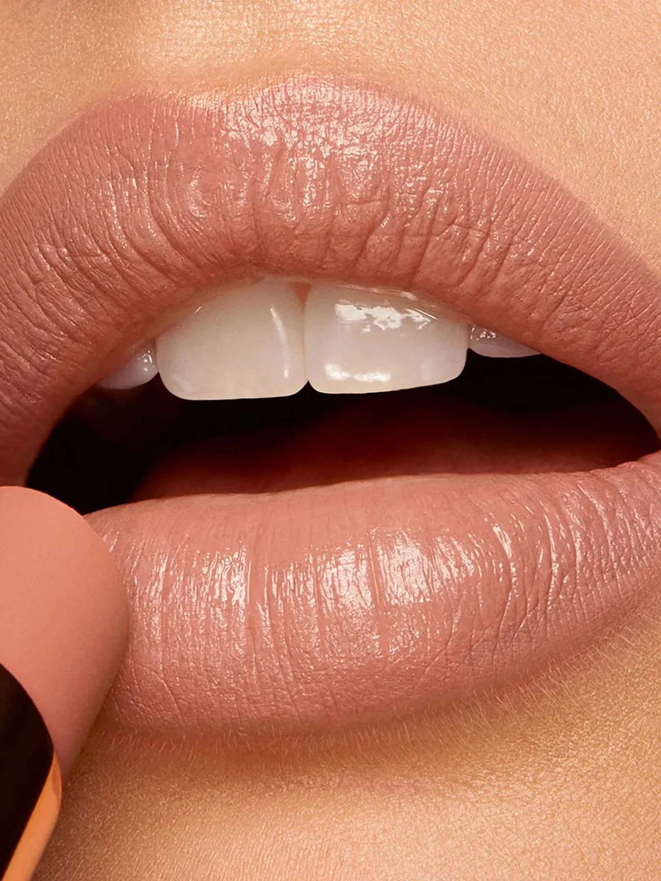 Помада стило Hydra Shiny Lip Stylo KIKO MILANO модель KM000000554015B Помада стило Hydra Shiny Lip Stylo KIKO MILANO модель KM000000554015B Фото